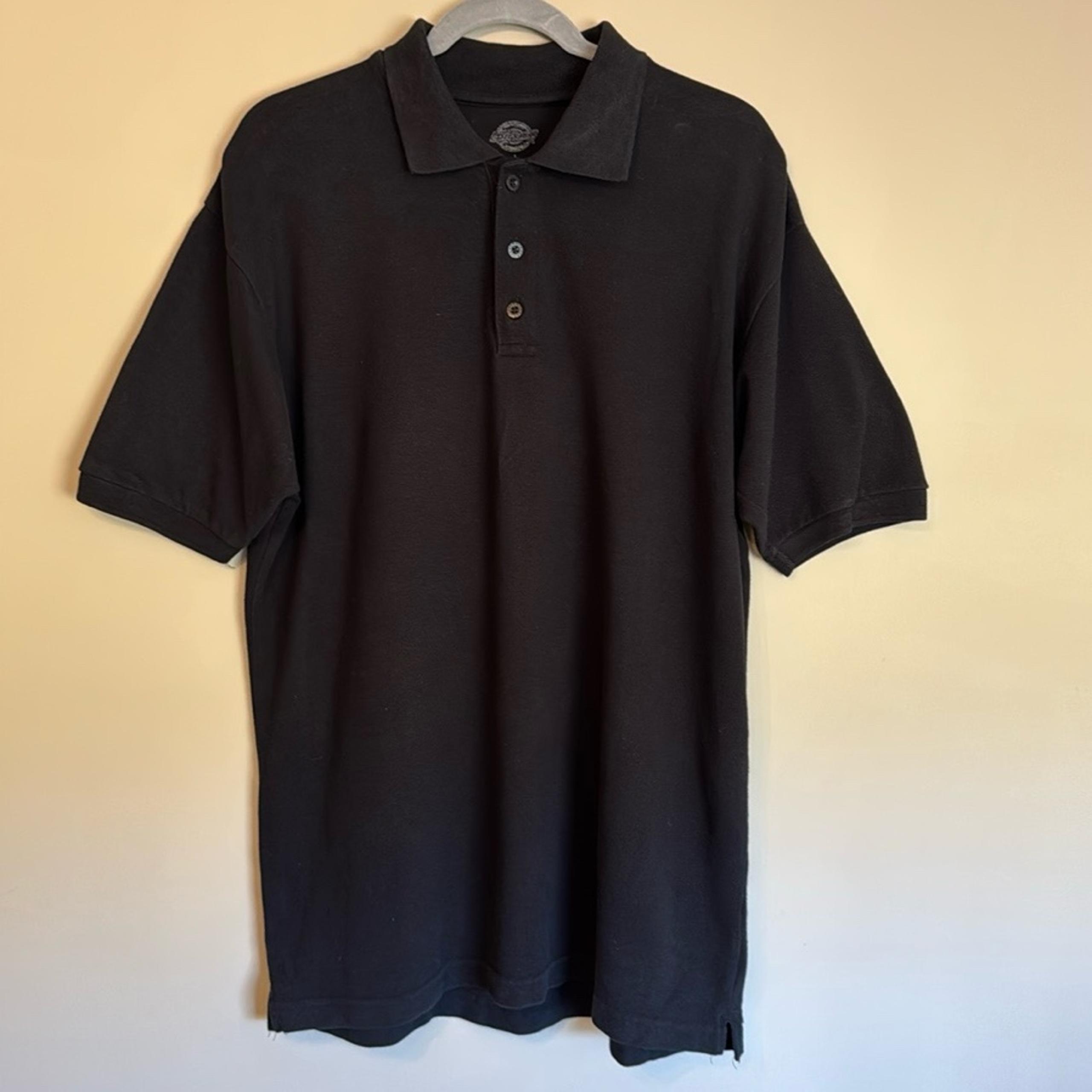 Dickies black 3 button short sleeve polo- size L