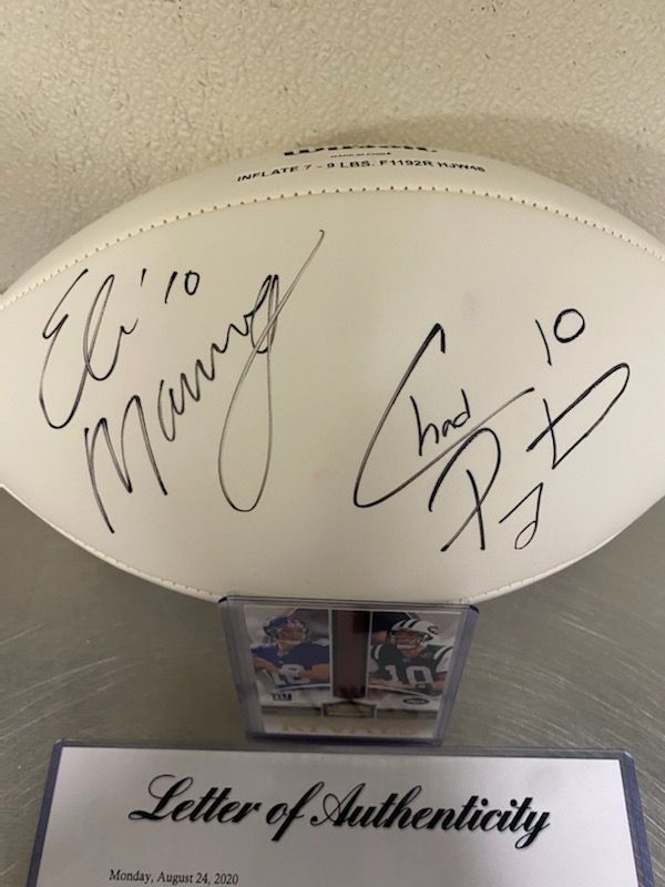 Eli Manning NY Giants SB Champ & NY Chad Pennington Football
