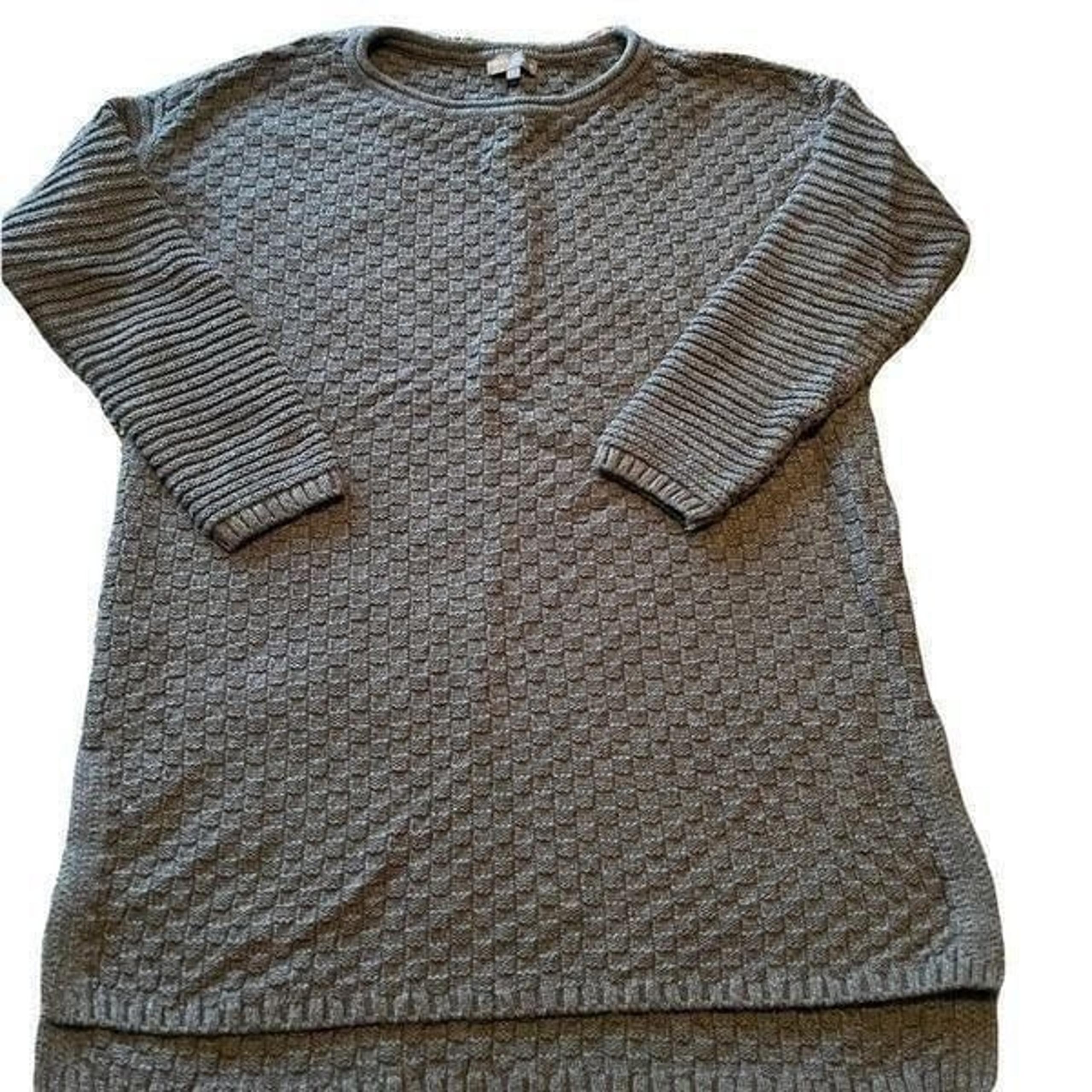 Vince Camuto Charcoal Grey Tunic Sweater with Half Sleeves