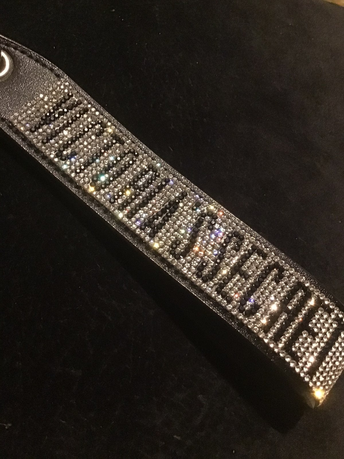 VICTORIA'S SECRET BLING KEYCHAIN