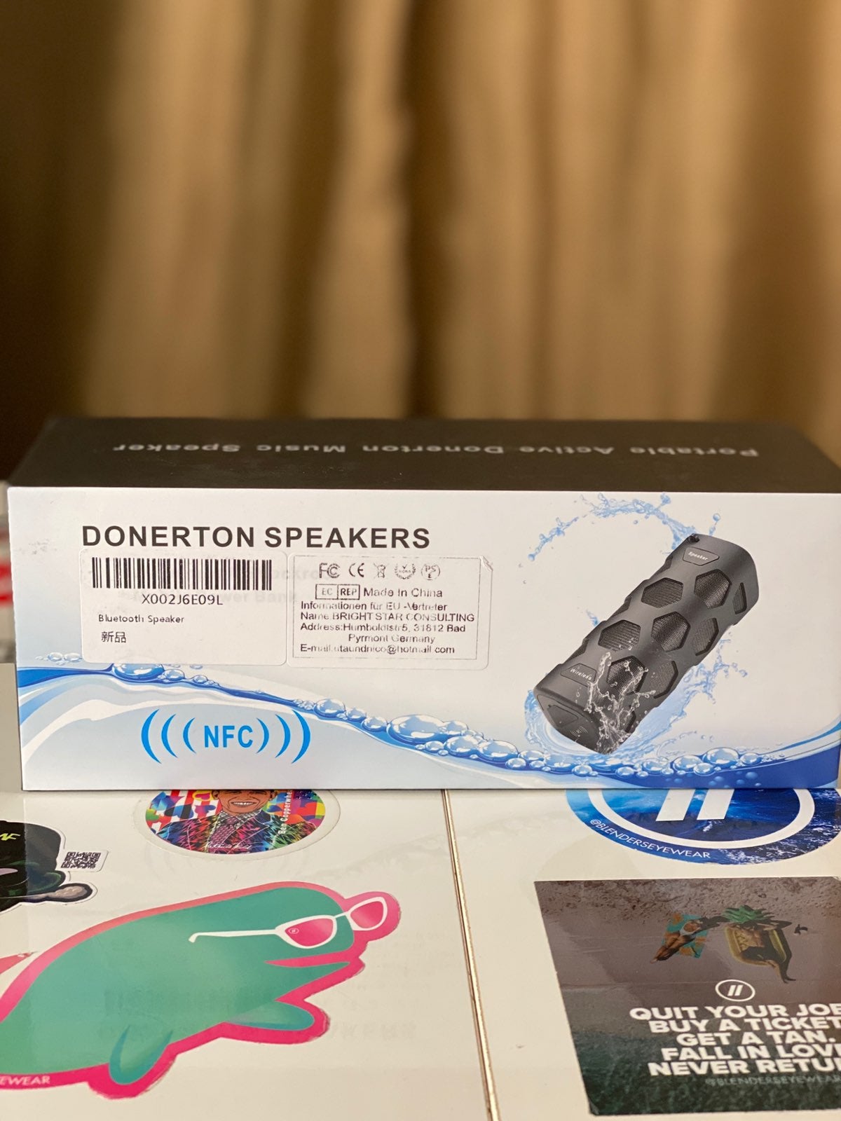 waterproof bluetooth speaker/power bank
