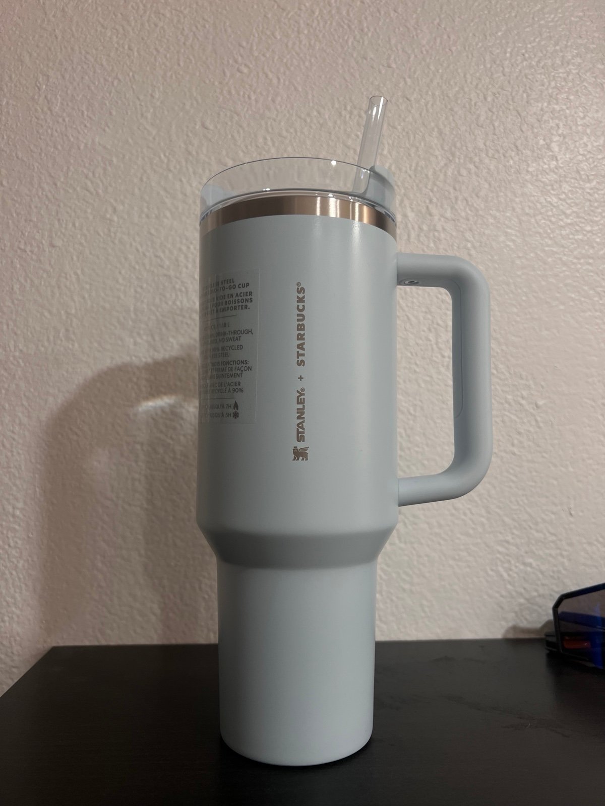 [NEW] Stanley x Starbucks 40oz Spring Blue Flowstate Quencher