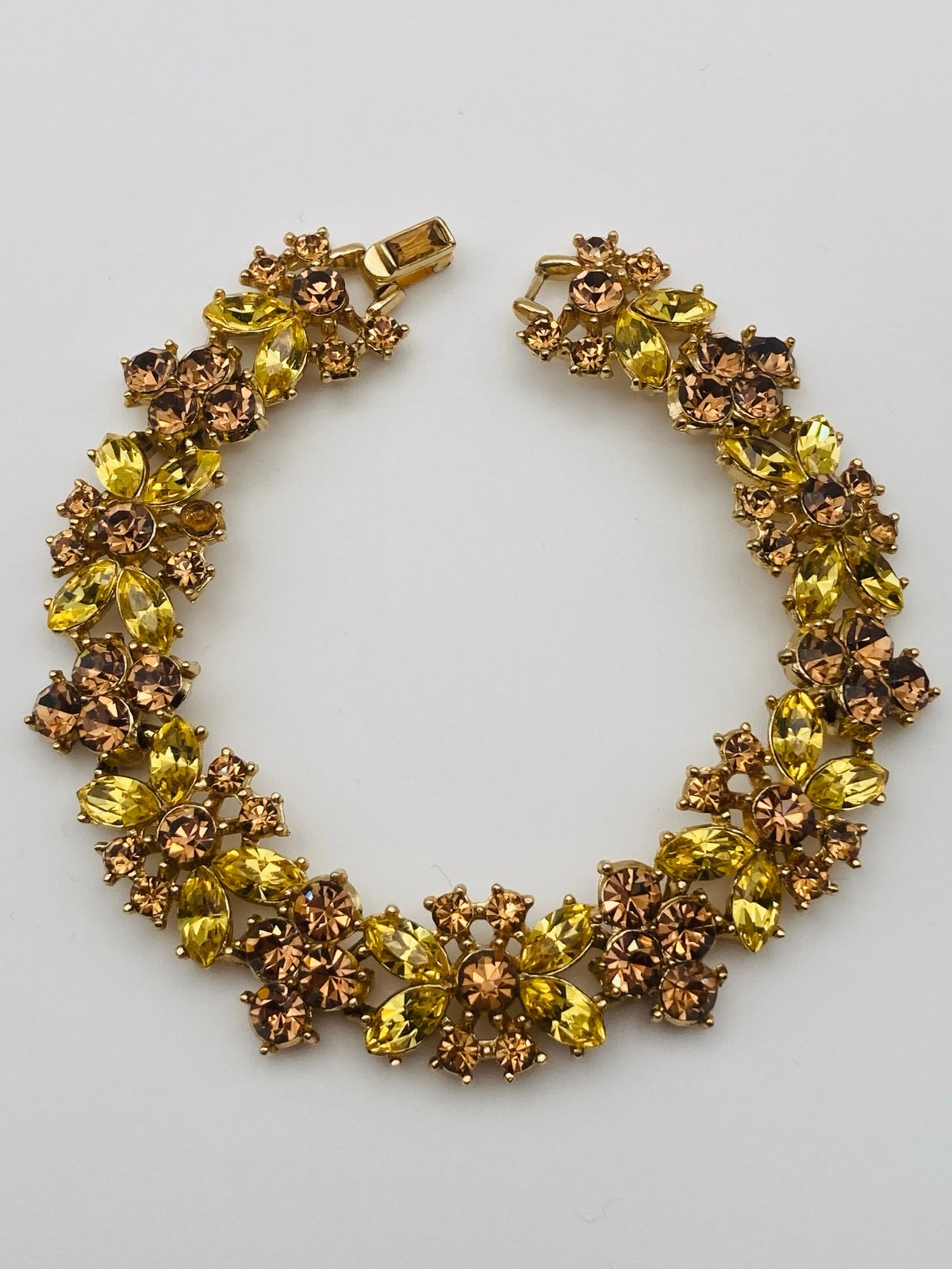 Vintage Trifari crown brown yellow rhinestone Bracelet