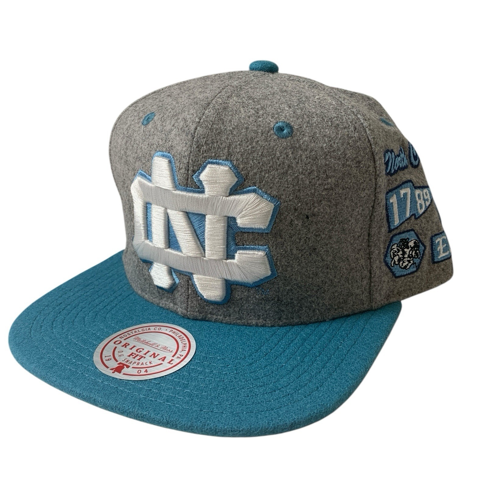 Mitchell & Ness NCAA UNC North Carolina Tar Heels Melton Patch Snapback Hat OSFM