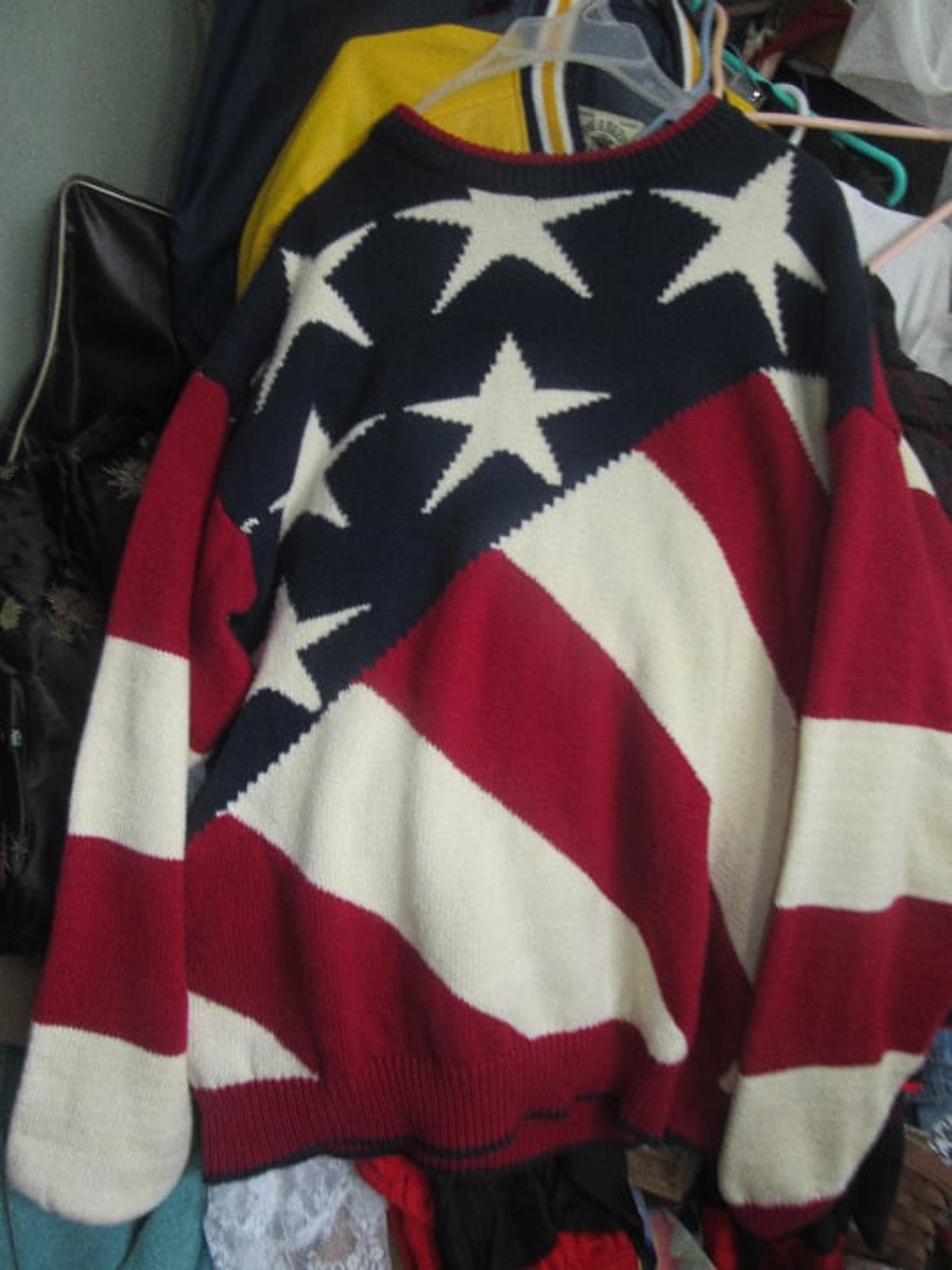 MENS USA FLAG  COTTON SWEATER BY OLD GLORY  SZ LARGE