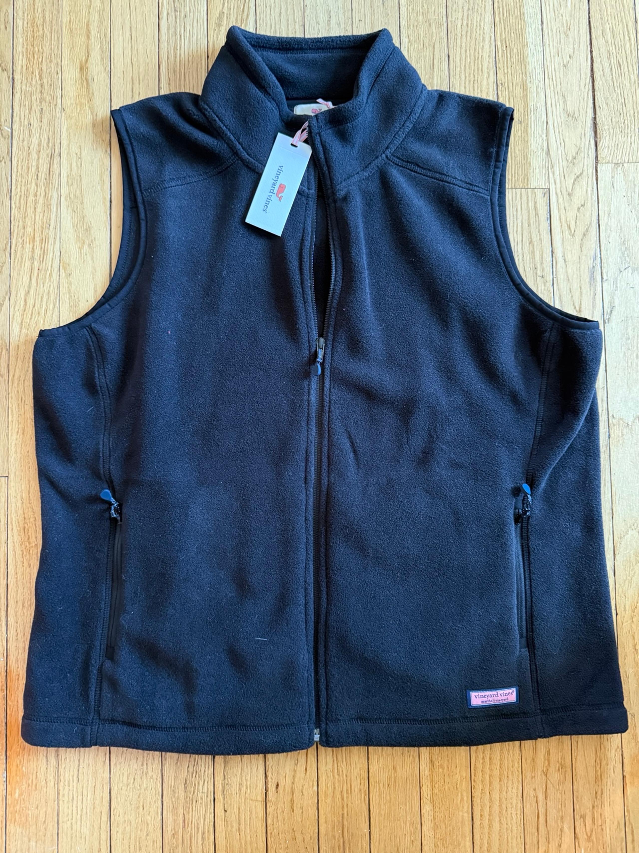 Vineyards Vines women’s size XL Vest brand new