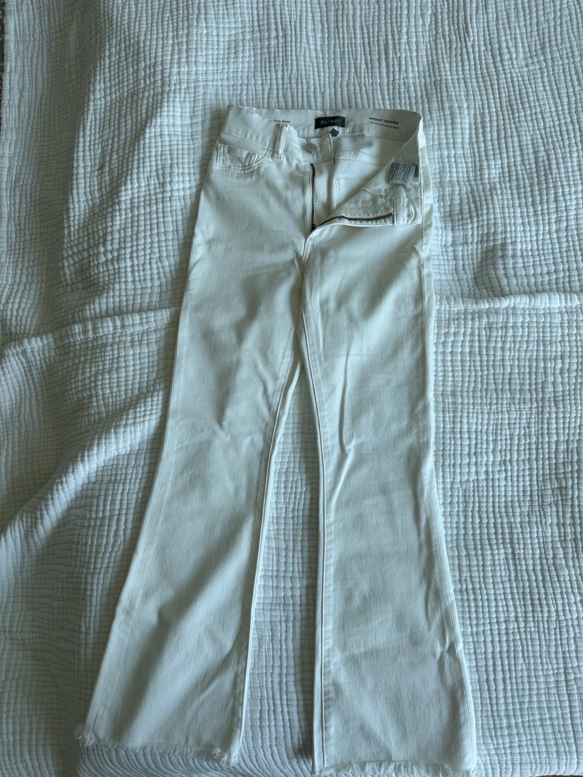 DL1961 white stretch jeans