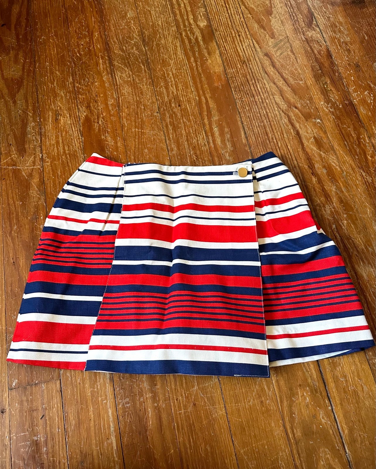 Vintage Lady Wrangler Red White Blue Striped Skort | 28” waist