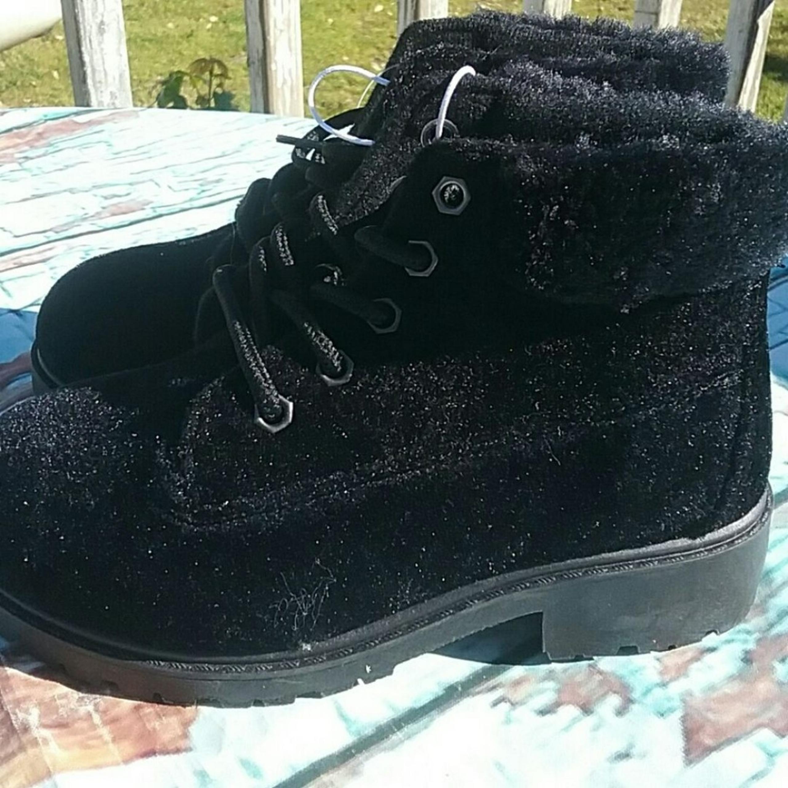 NEW Bobbie Brooks velvet lace-up boots size 12 toddler NWT with tags