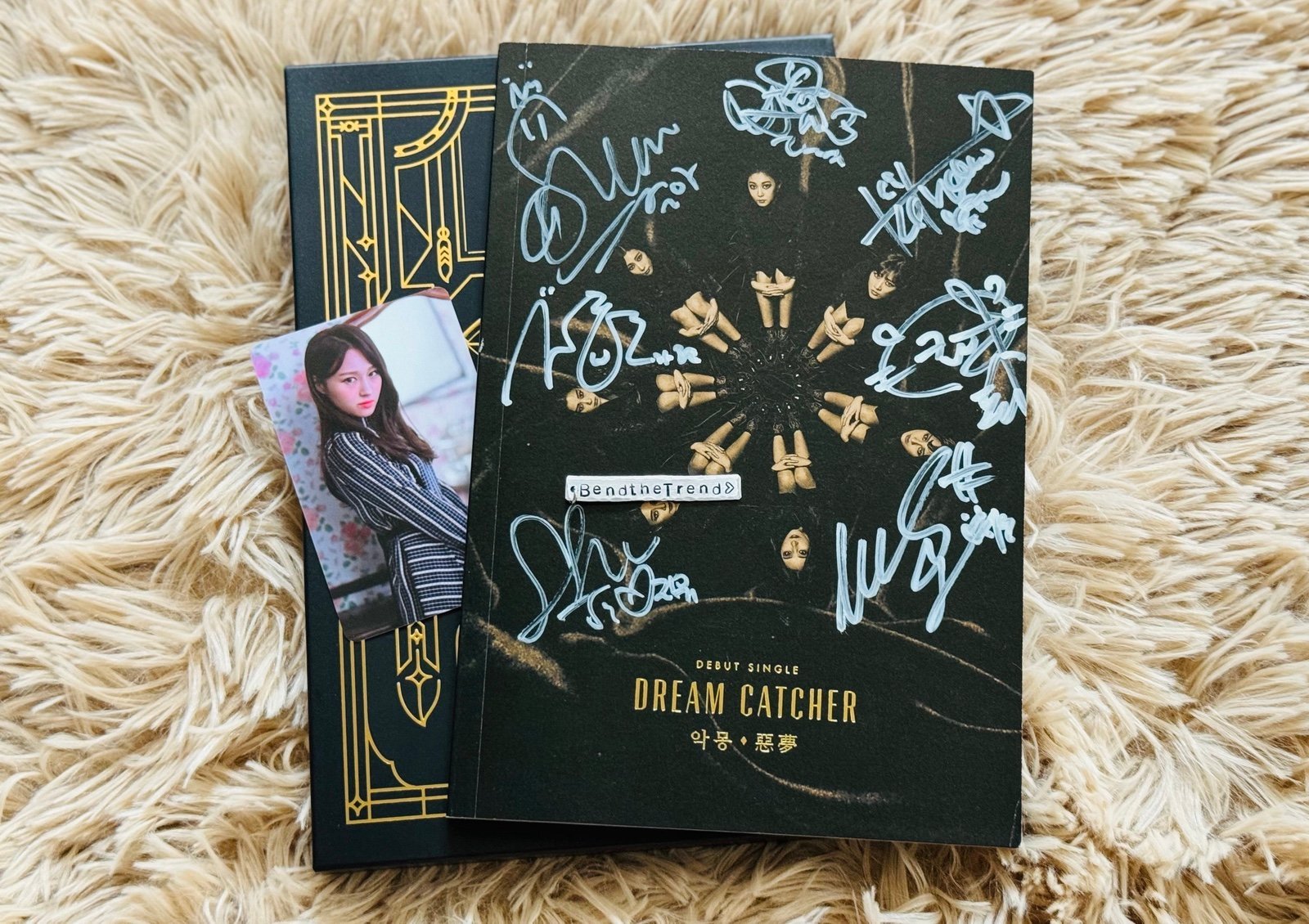 Rare Dreamcatcher Nightmare PROMO DEBUT Album Signed Autograph All Members Kpop