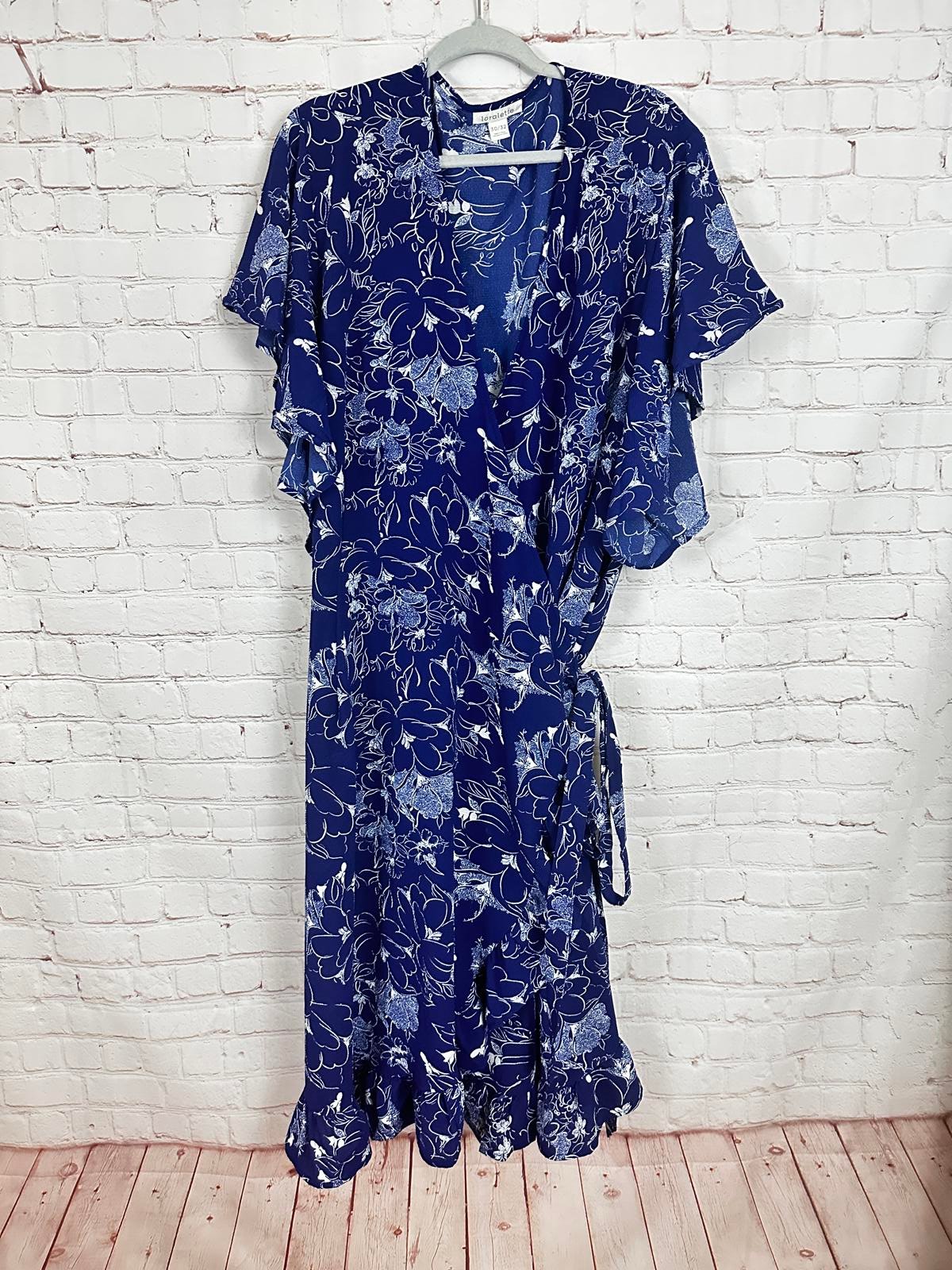Loralette Wrap Dress in Navy Floral Print Women's Size 30/32
