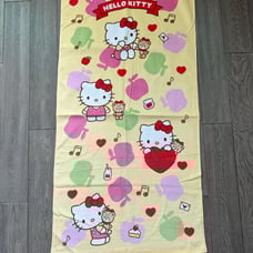 Hello Kitty with Apple towel