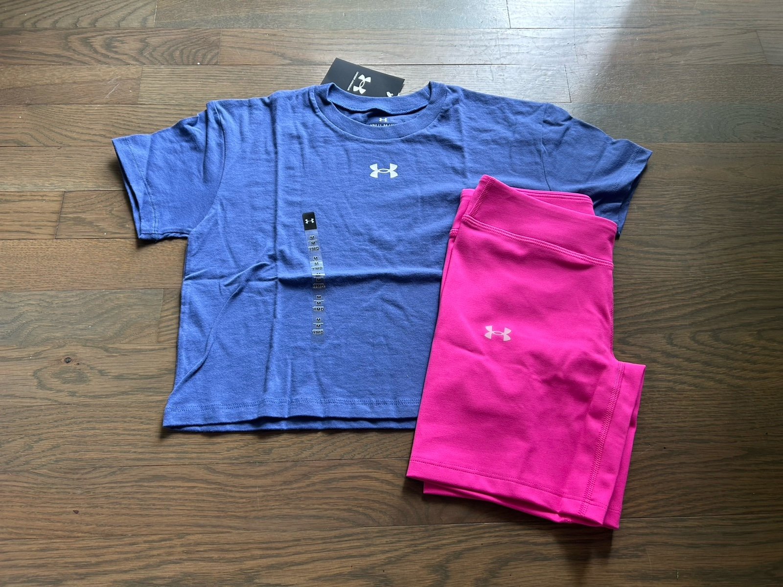NWT Under Armour Girls Set size Medium