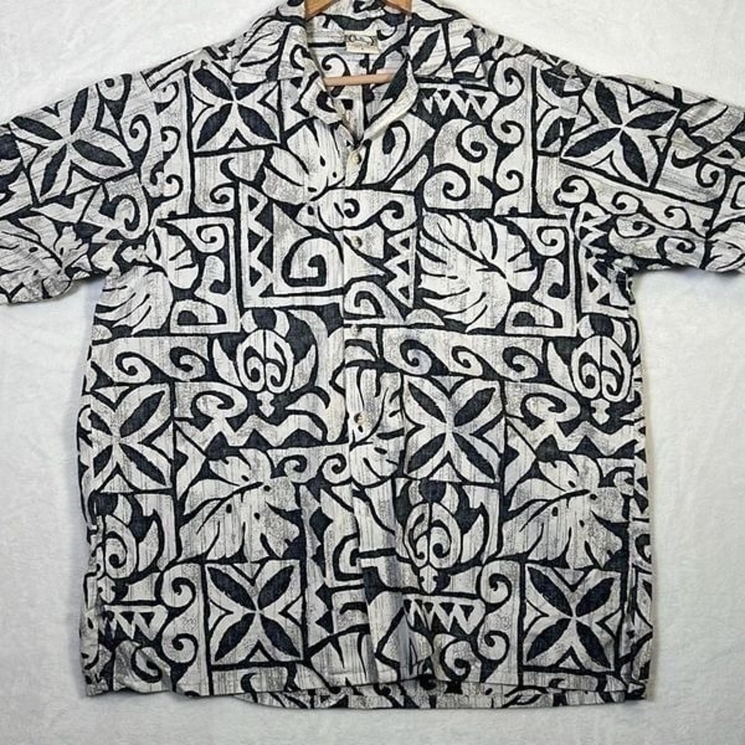 Vintage Hawaiian Go Barefoot short sleeve Button up Shirt USA Made - Mens Large