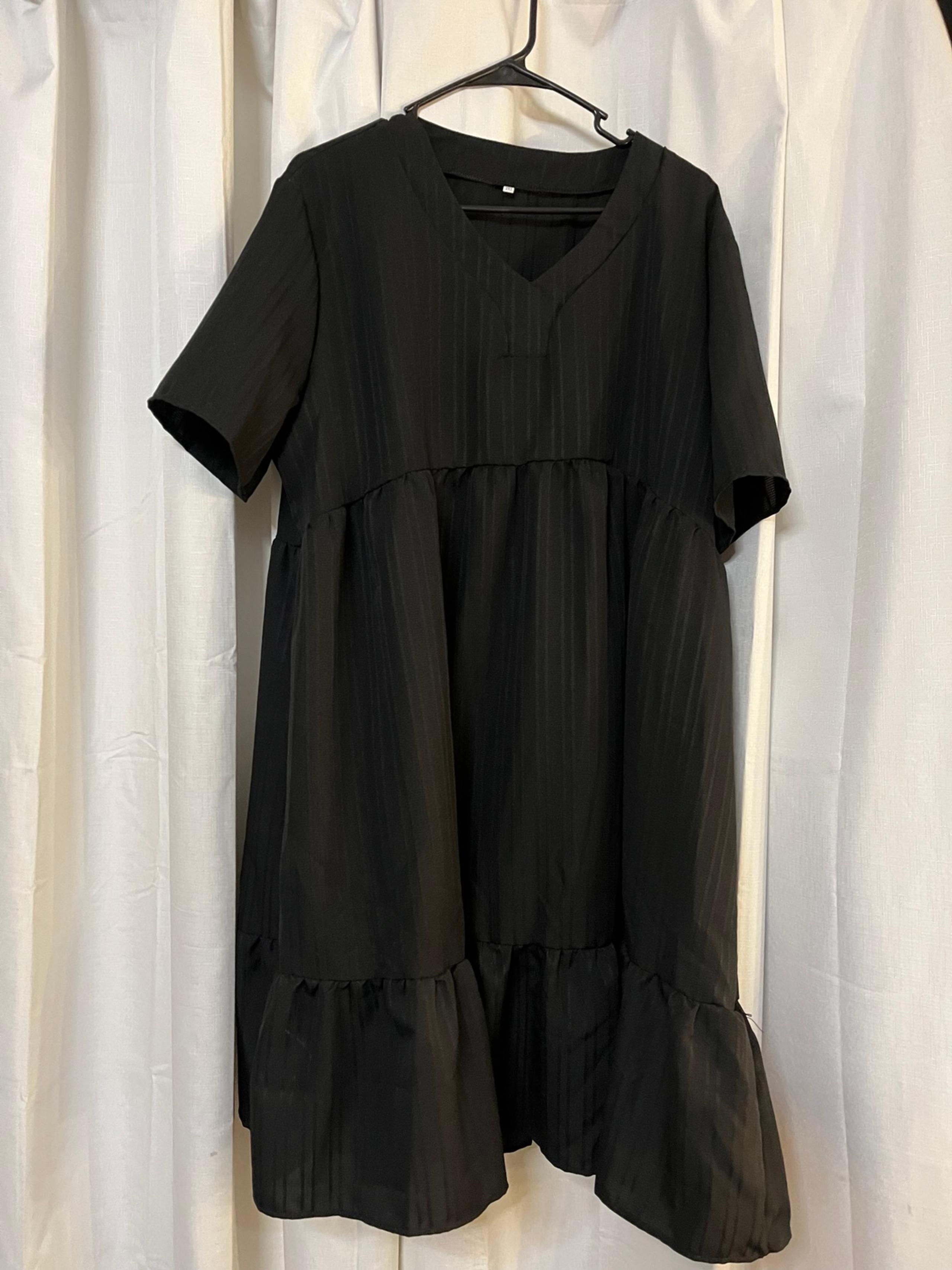 Women’s Black Dress Size 2x NWOT