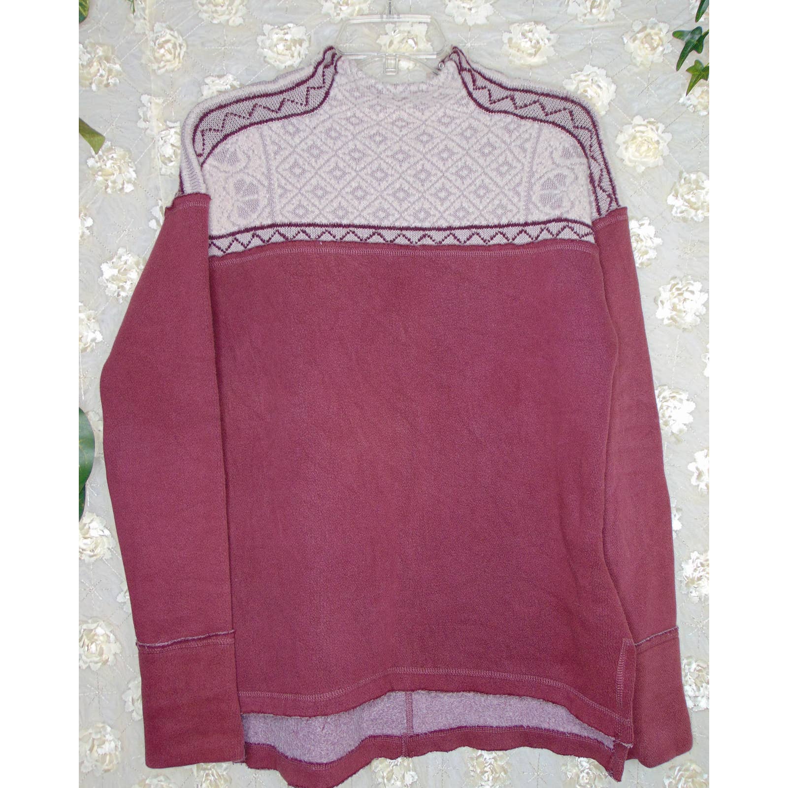 Free People | Women's Maroon Mock Neck Sweater Winter Design Size Small