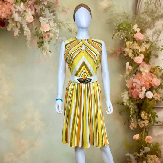 Small Vintage 1970s Union-made Multi-colored Striped Dress S70UMSTR