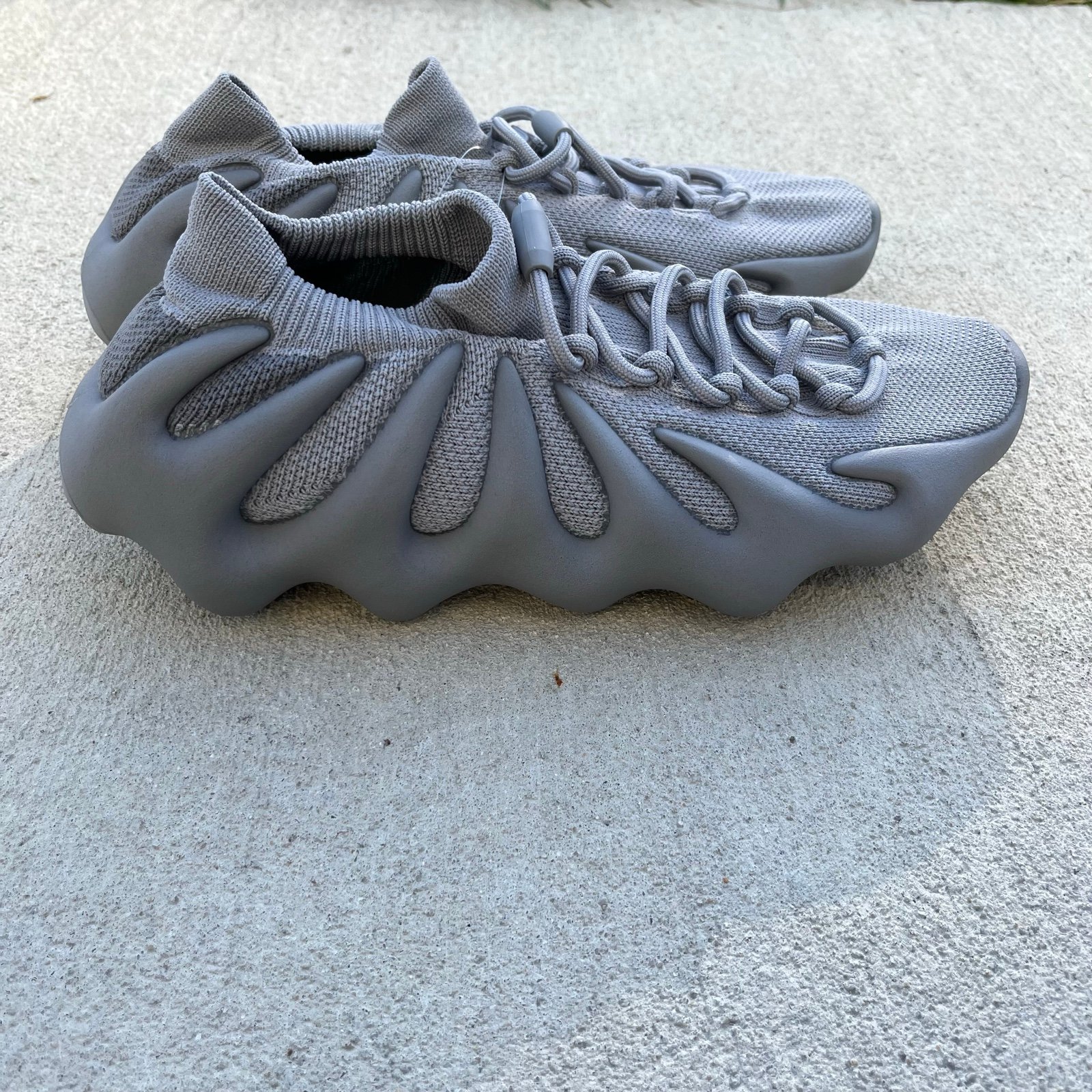 Adidas Yeezy 450 light Grey