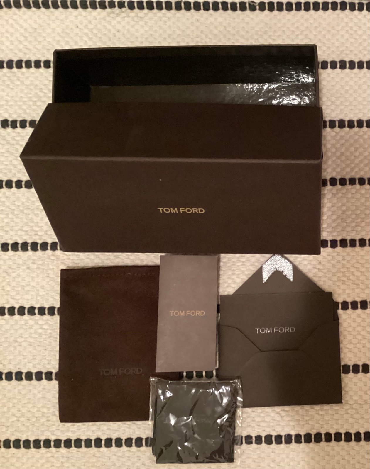 Tom Ford Authentic sunglasses complete package