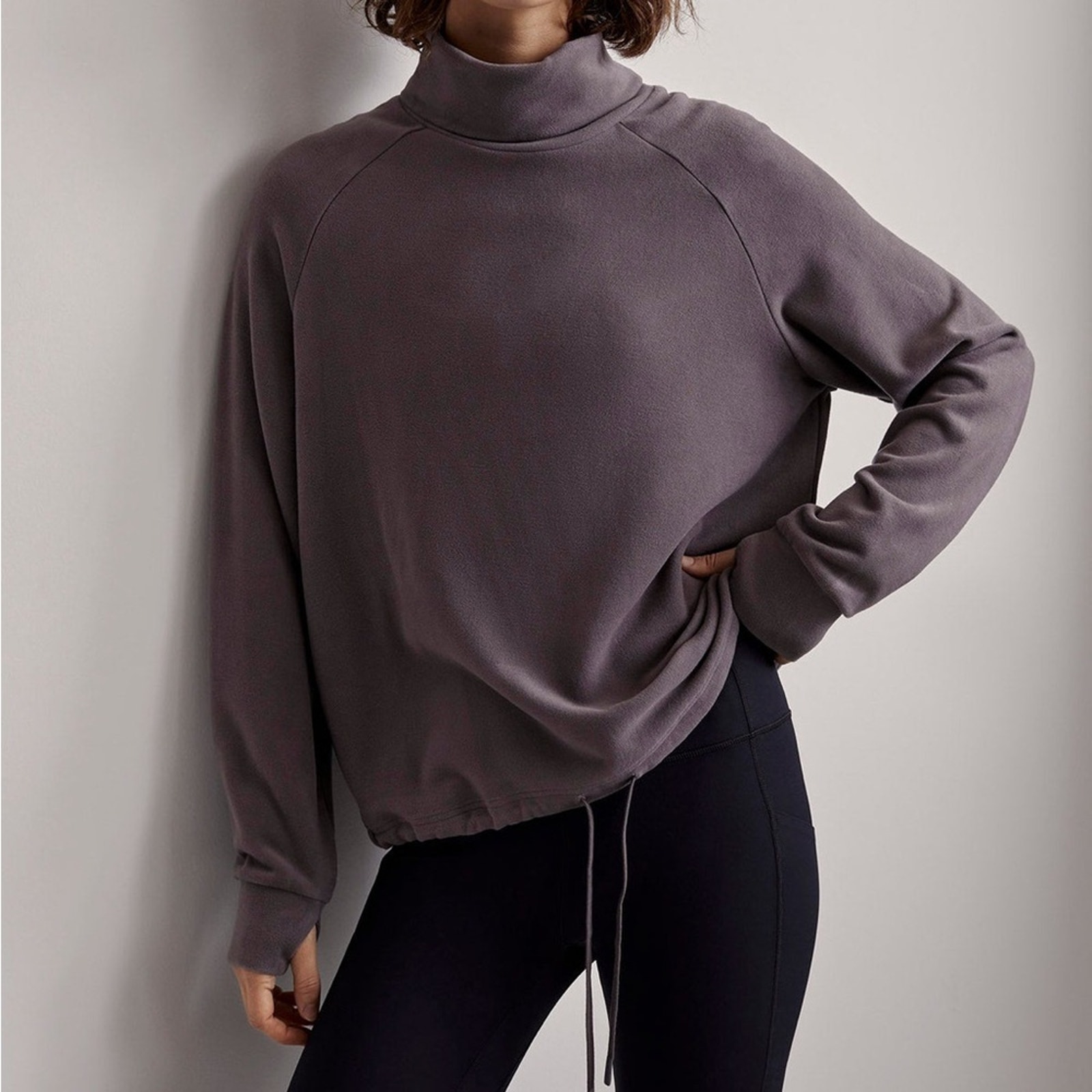 Varley Portland High Neck Midlayer Restore Jersey in Deep Charcoal. - Size Small