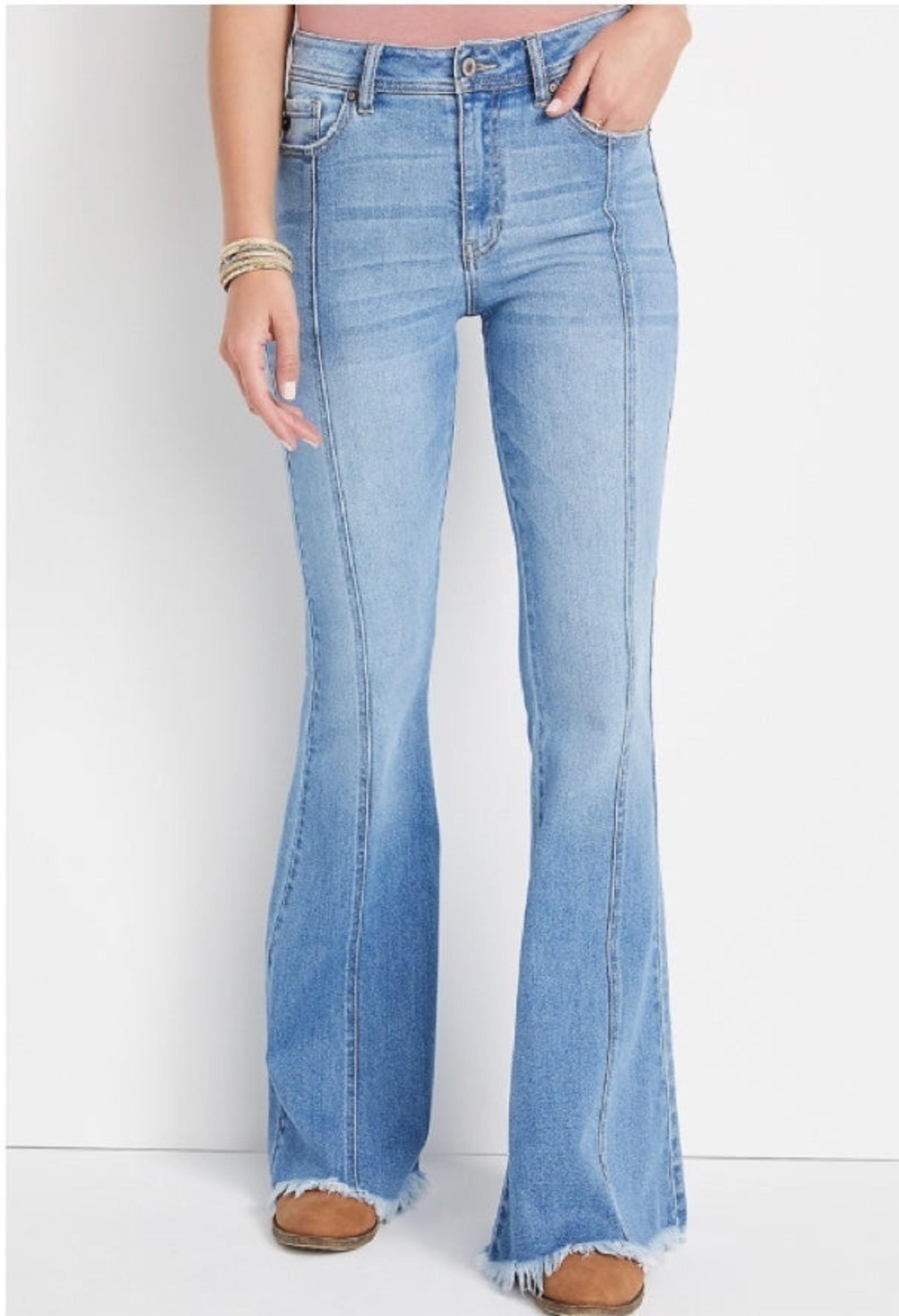 Gianni Bini Crop Kick Flare Raw Hem Jeans