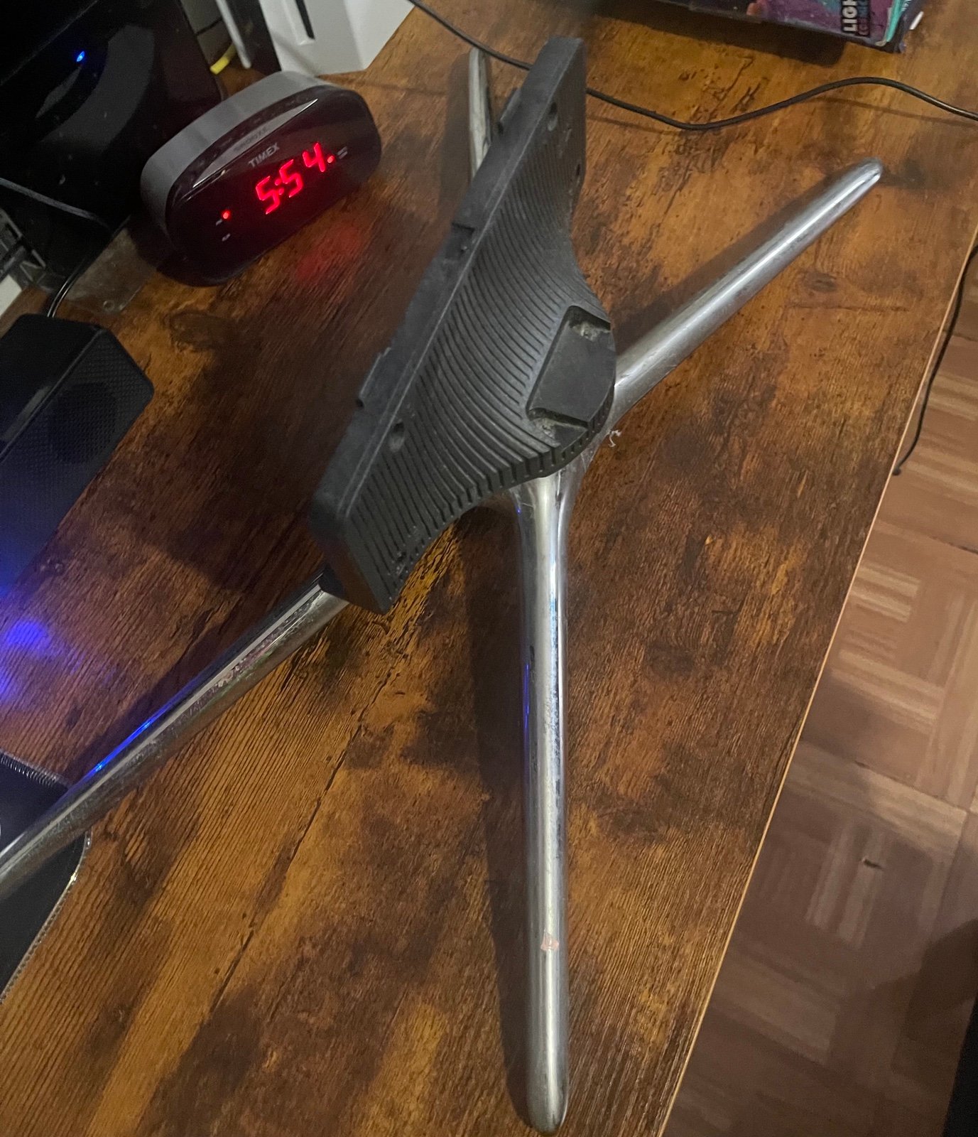 Samsung Tv leg stand