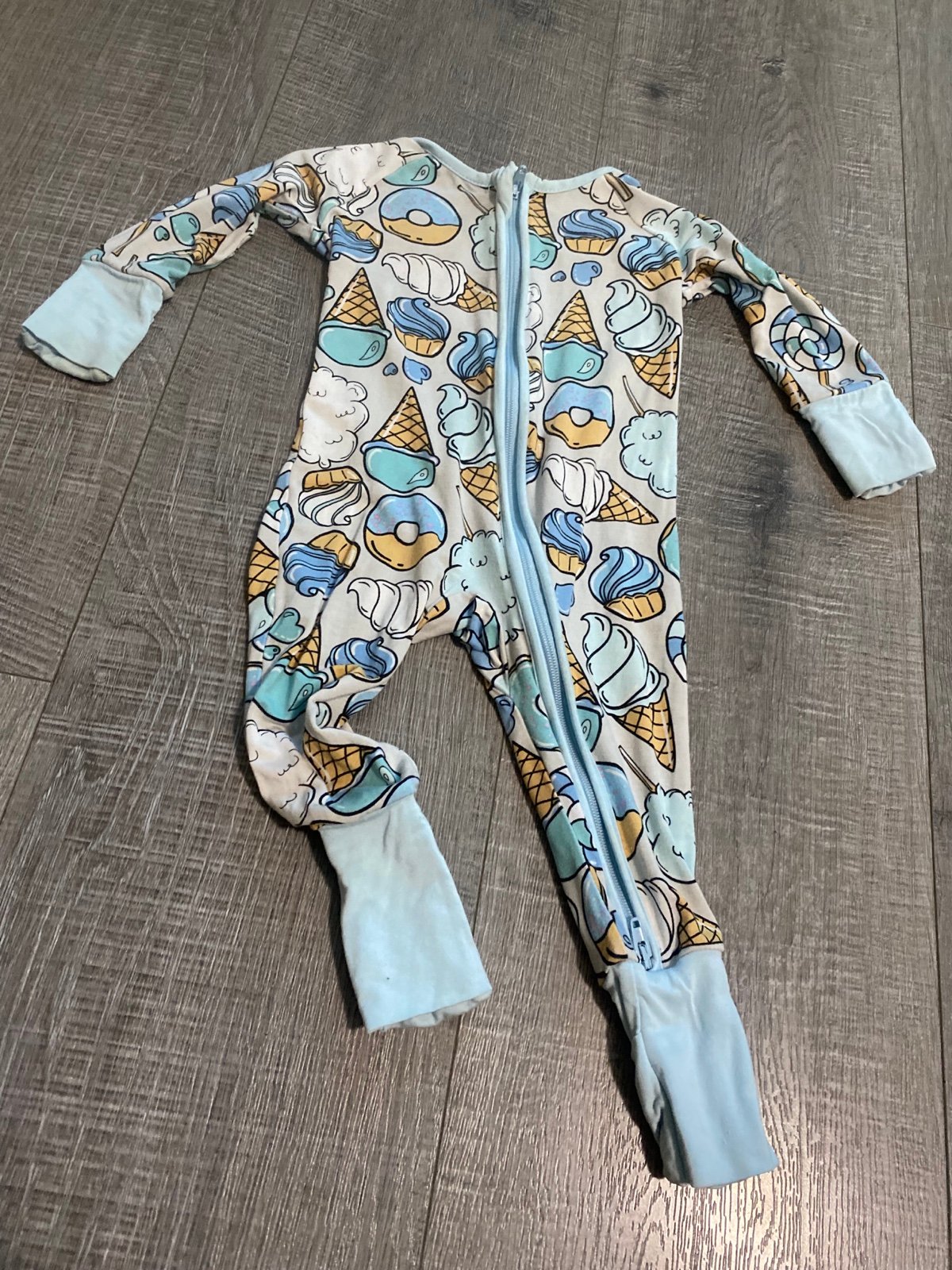 Little Sleepies Sweet Treats 0-3 EUC