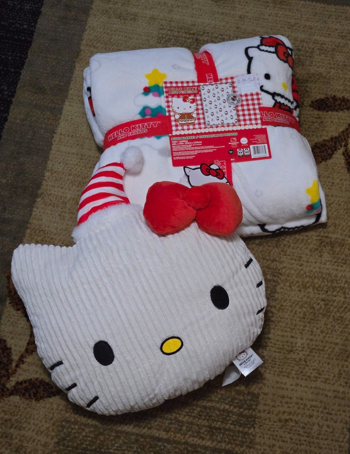 Hello Kitty Christmas TWIN blanket & Santa Pillow set bundle