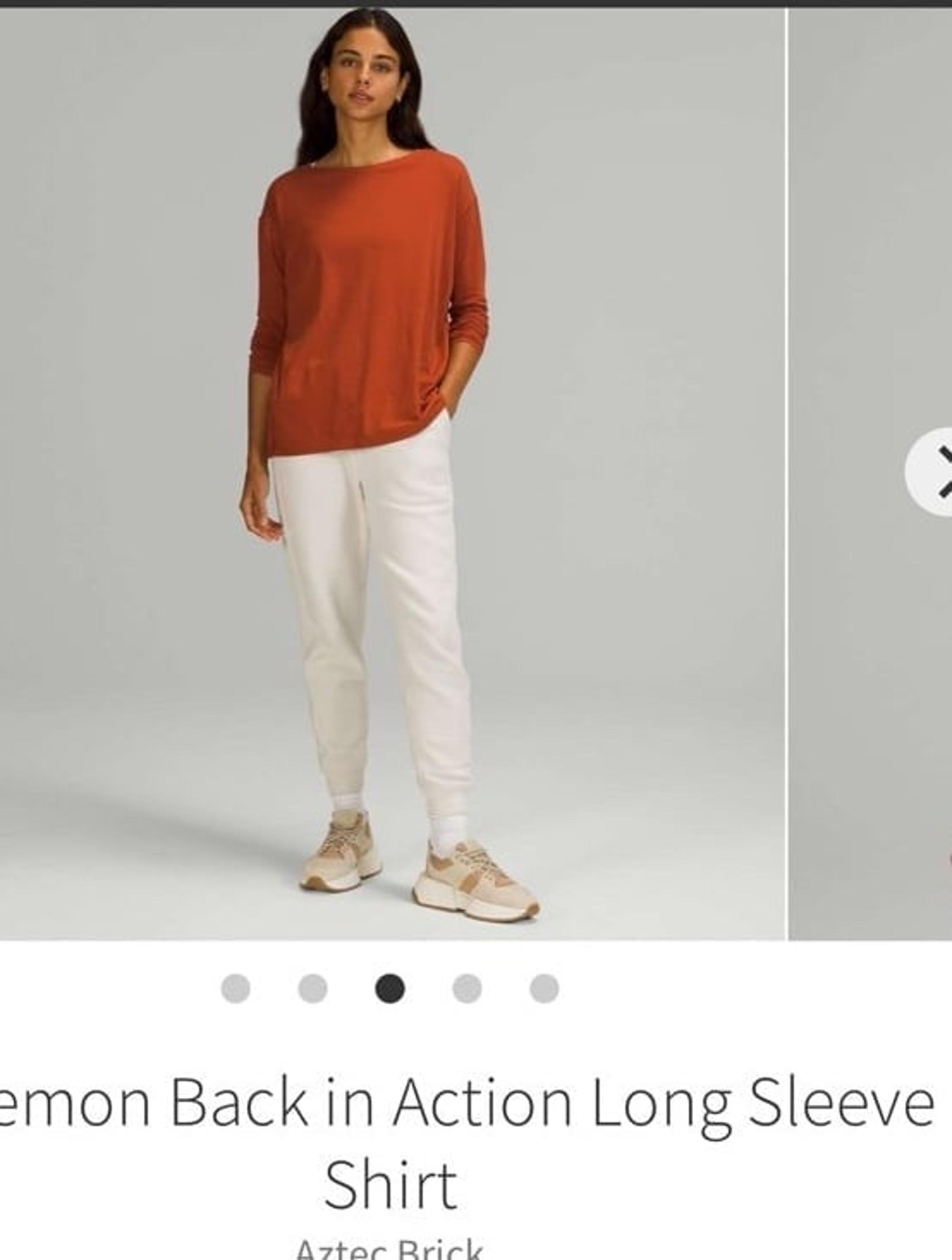 Lululemon back in action long sleeve