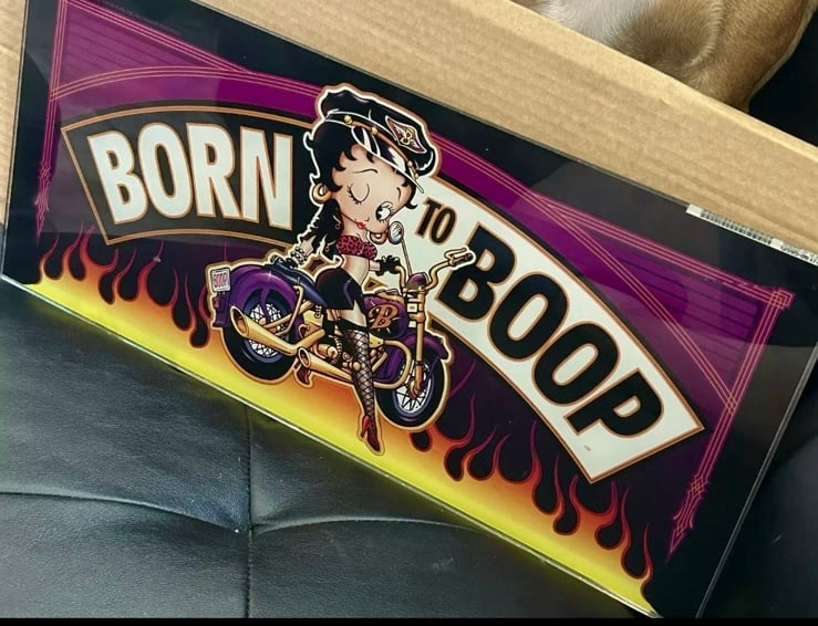 Heavy Heavy Thick Glass Betty Boop Biker Piece-Inside Crack-C@@L Piece-AS IS!!!
