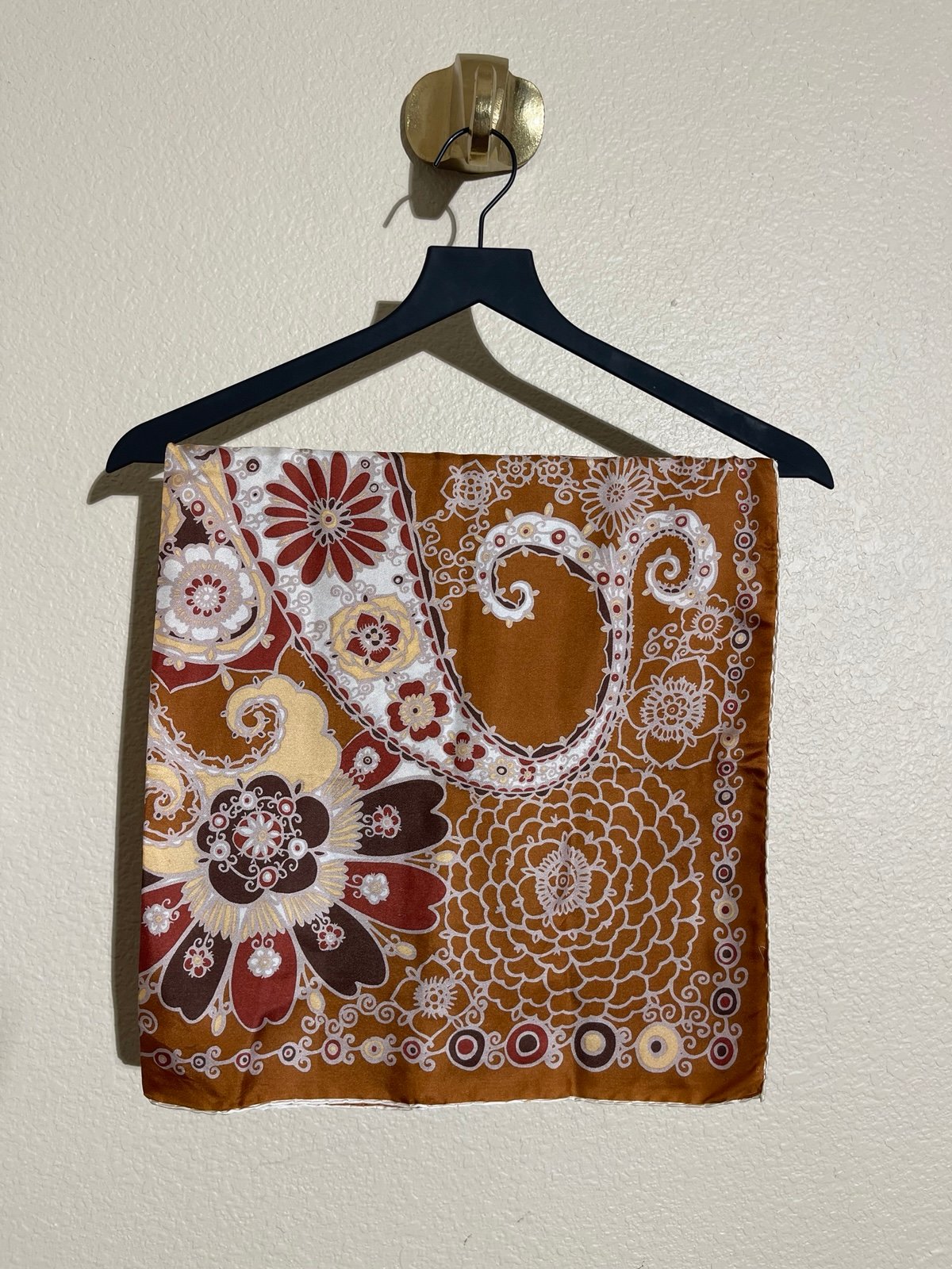 La Roche silk scarf