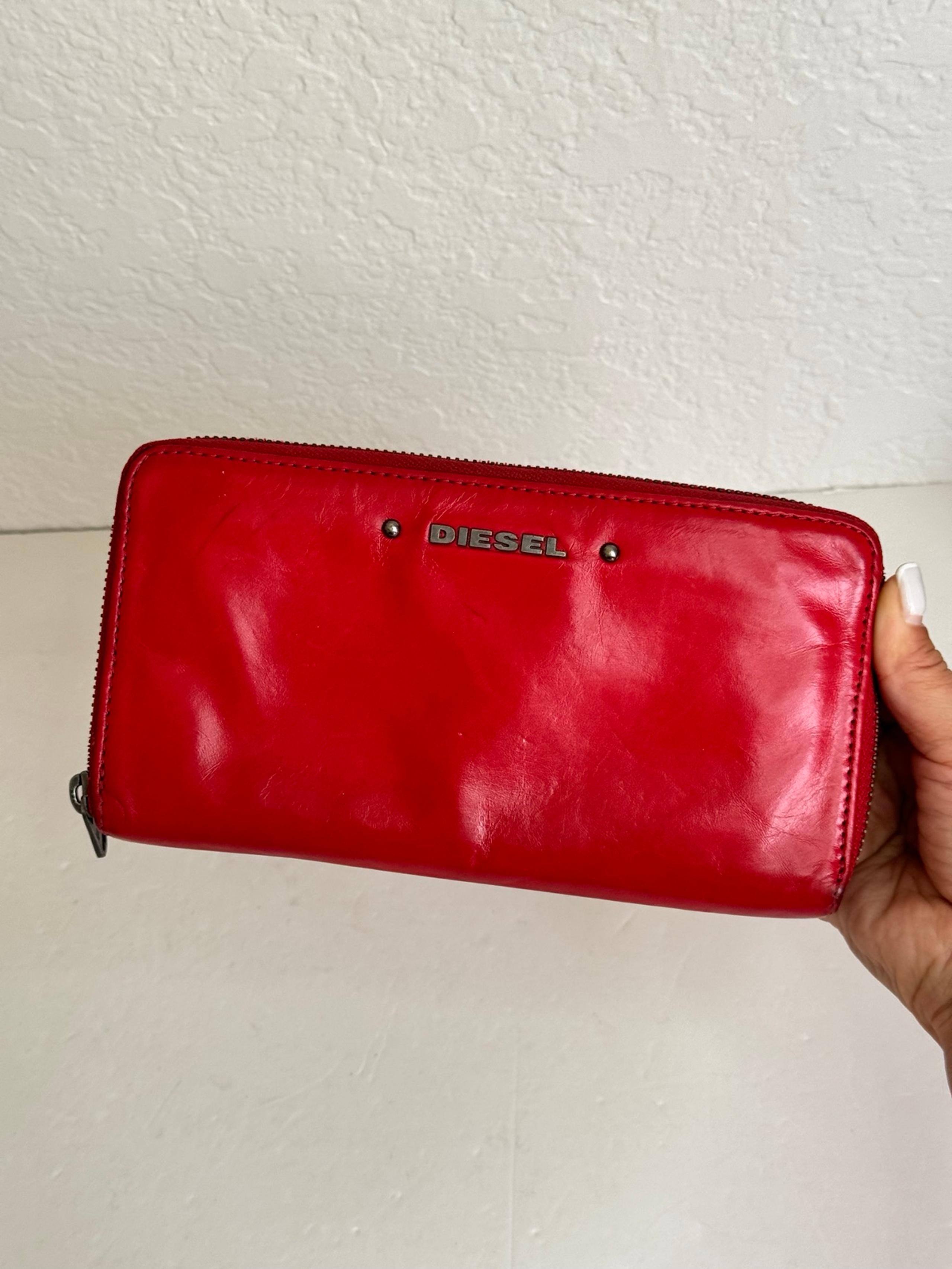 DIESEL Vintage 90s Red Smooth Leather Wallet