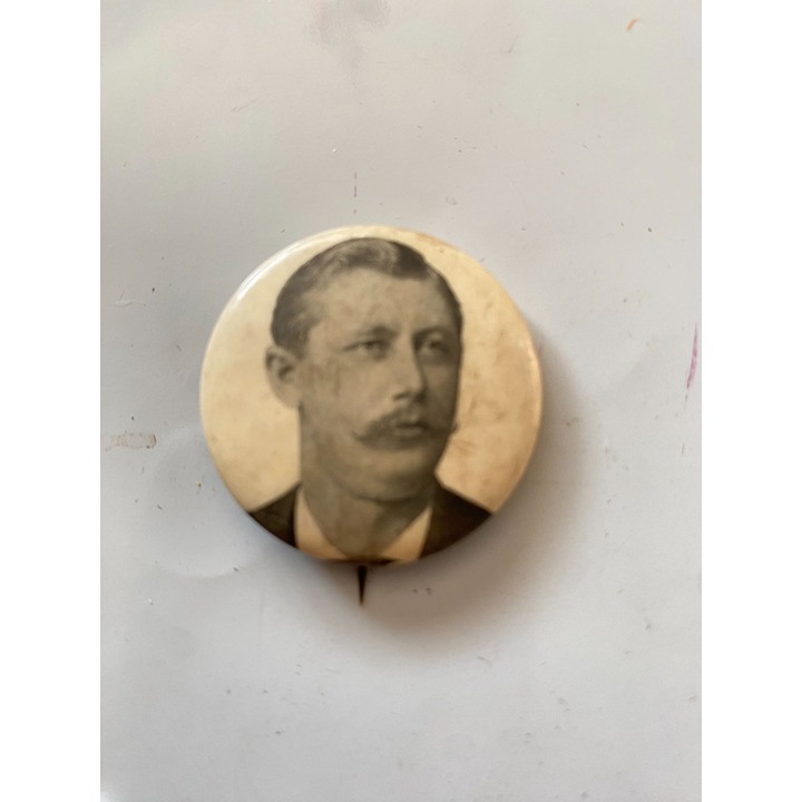 Antique 1896 hoag pinback Image photo of a man Political fraternity pin button