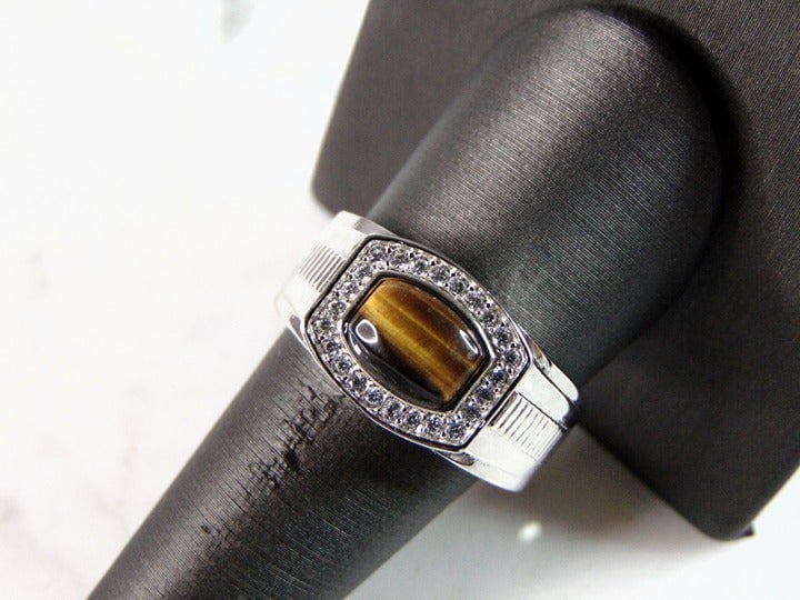 Mens Sterling Silver Tigers Eye Ring 11.0g E2678