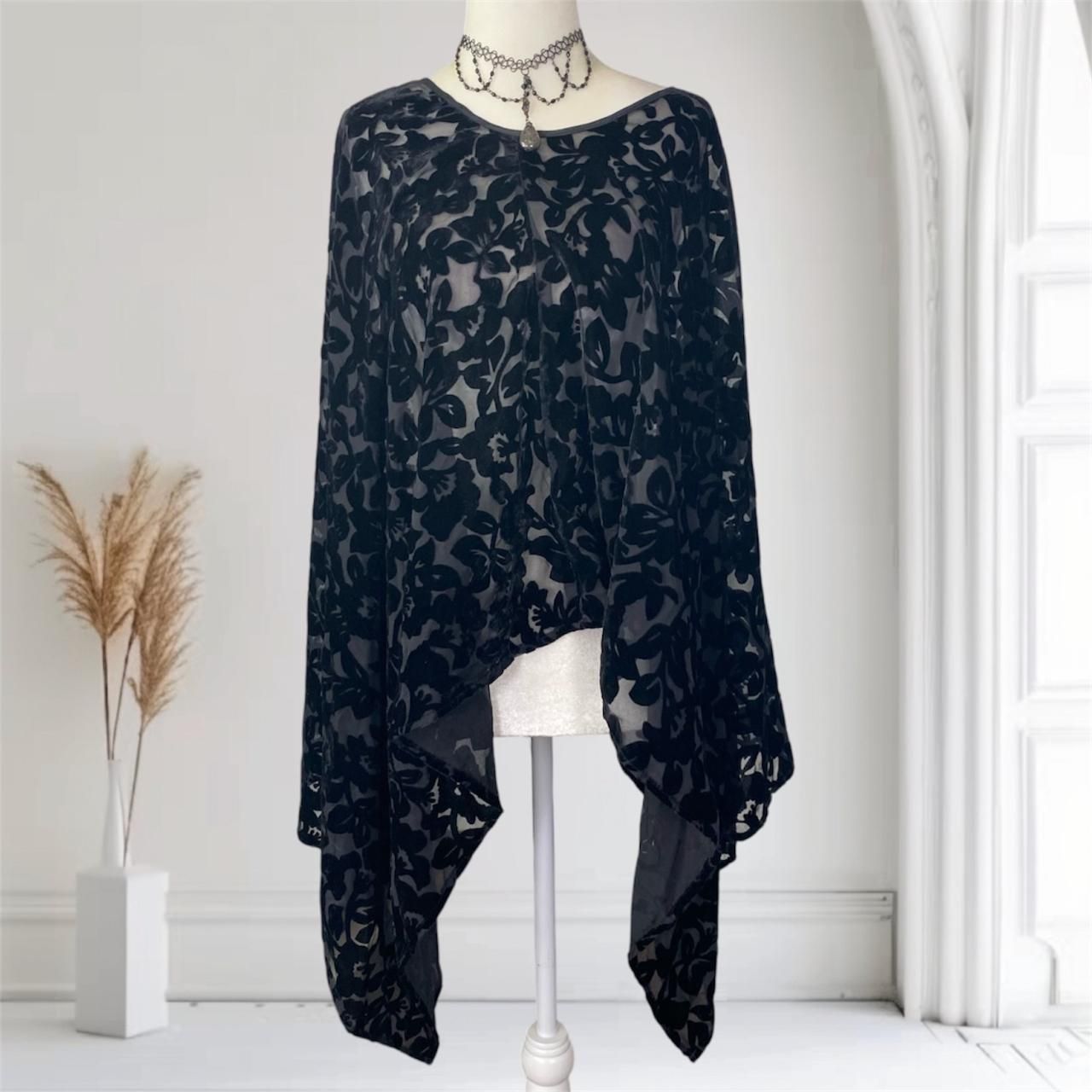 Vintage Black Velvet Whimsygoth Lace Bat Sleeve Shawl Asymmetric Top