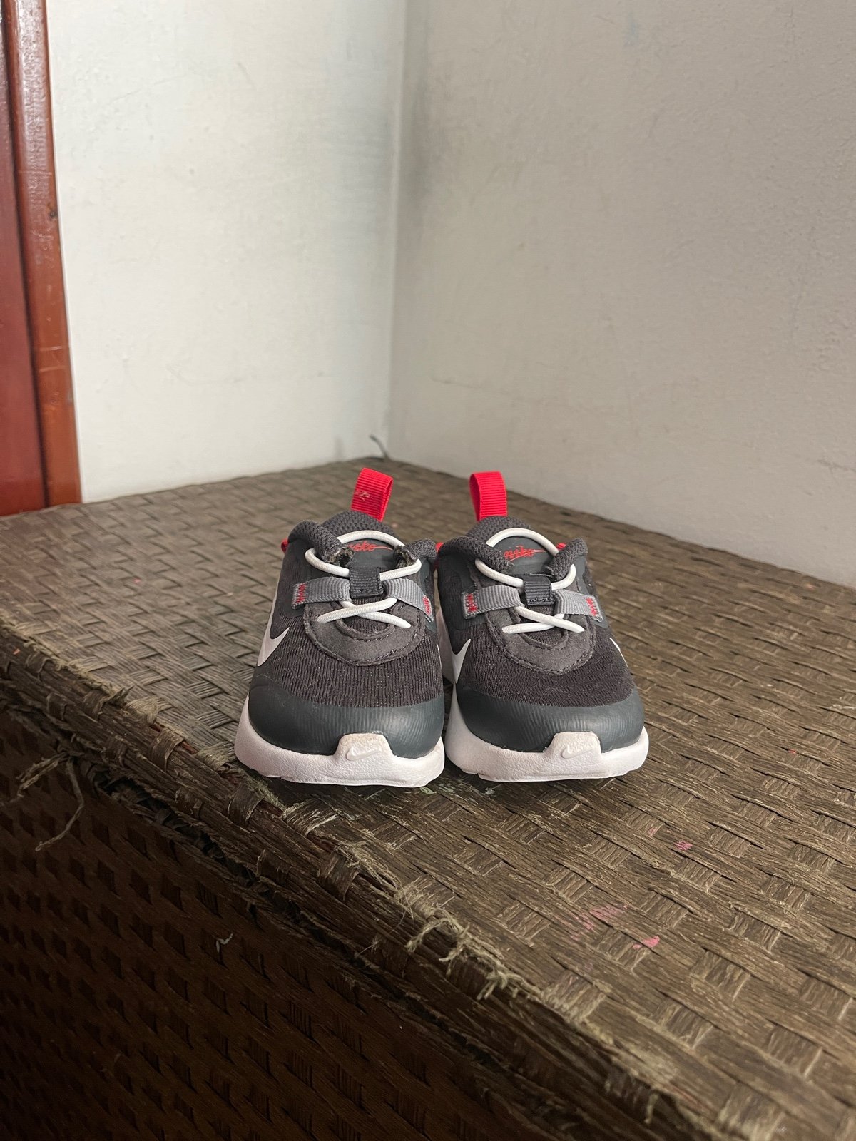 Baby nike sneakers 3