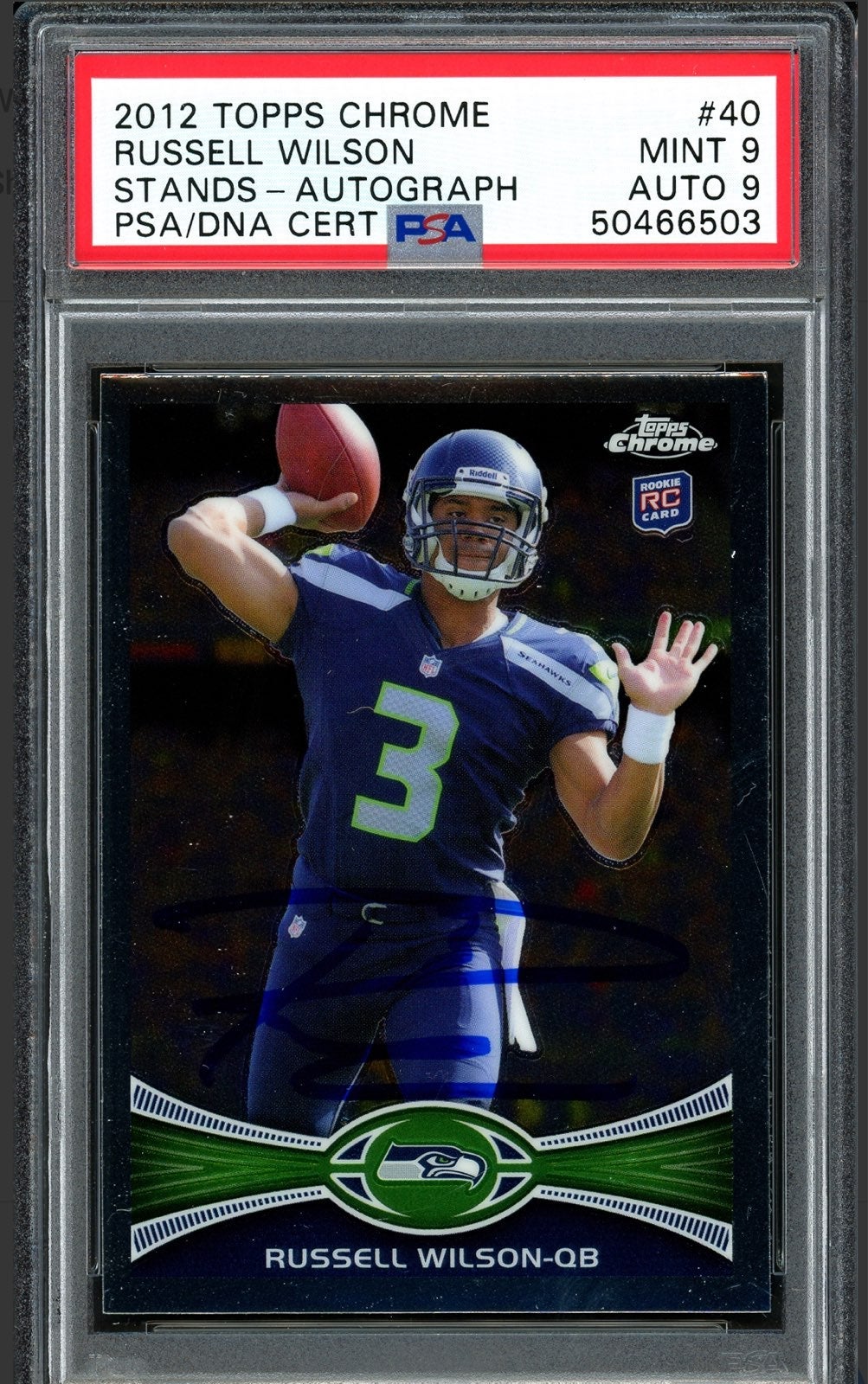 Russell Wilson Autographed 2012 Topps Chrome Rookie Card #40 mint 9