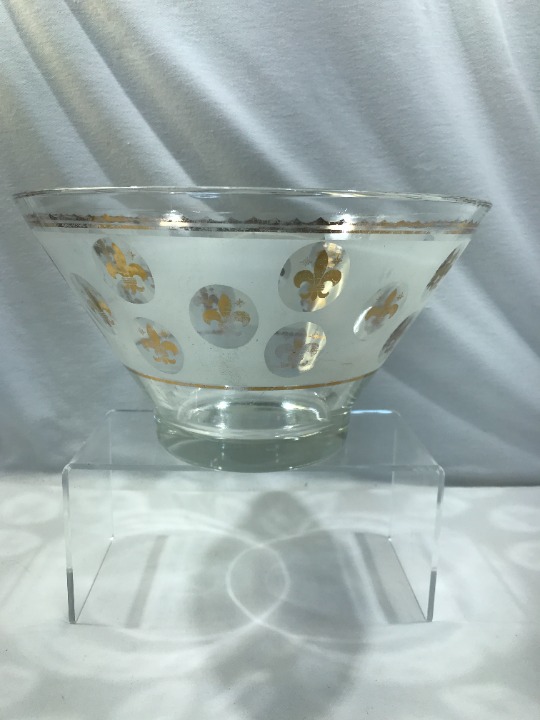Clear glass fleur-de-lis bowl, large glass bowl