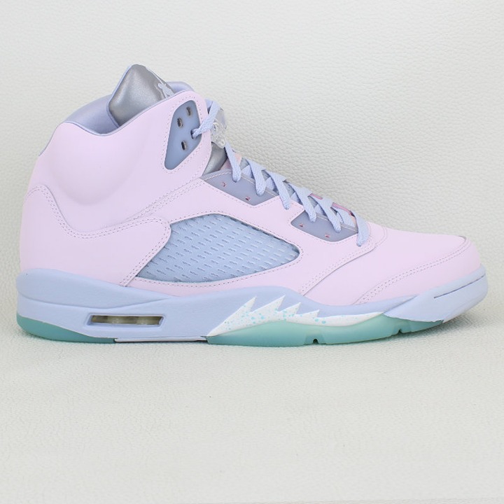 JORDAN 5 Retro Easter 2022- SIZE 13M