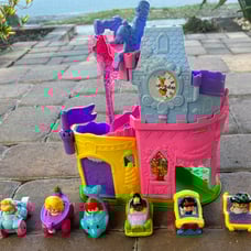 Wheelie Tower + 6 Princess Wheelies + 4 Girly Wheelies