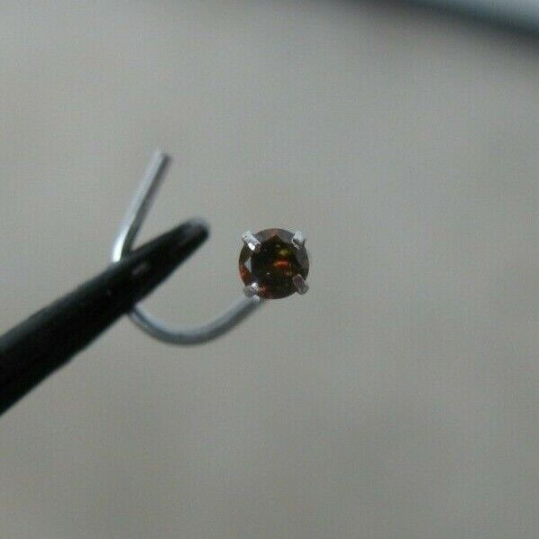2.1mm 100% REAL NATURAL RED DIAMOND NOSE SCREW, w/CERTIFICATE OF AUTHENTICITY