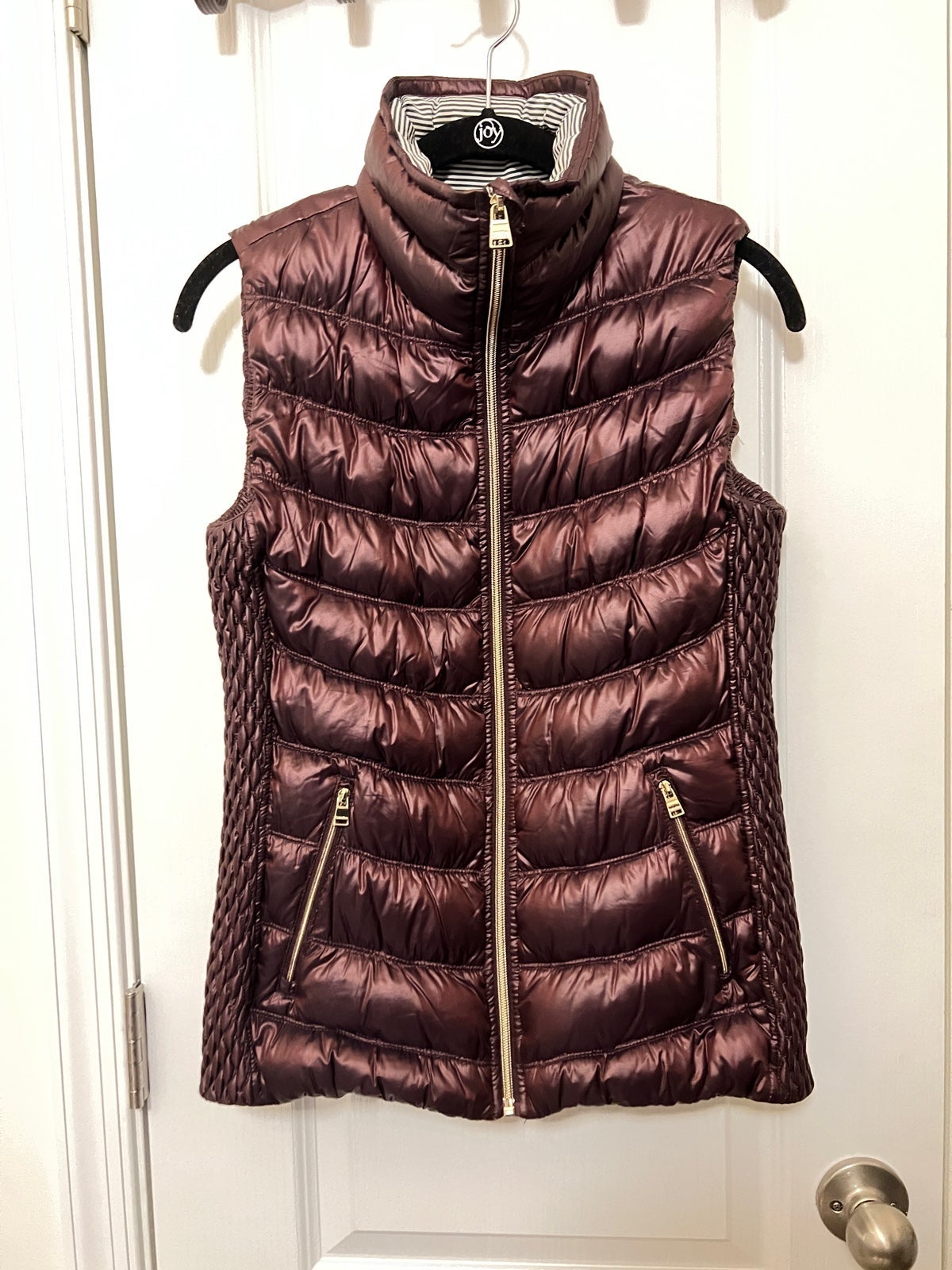 Calvin Klein Down Performance Premium Puffer Vest Womens Jacket Small Top Maroon