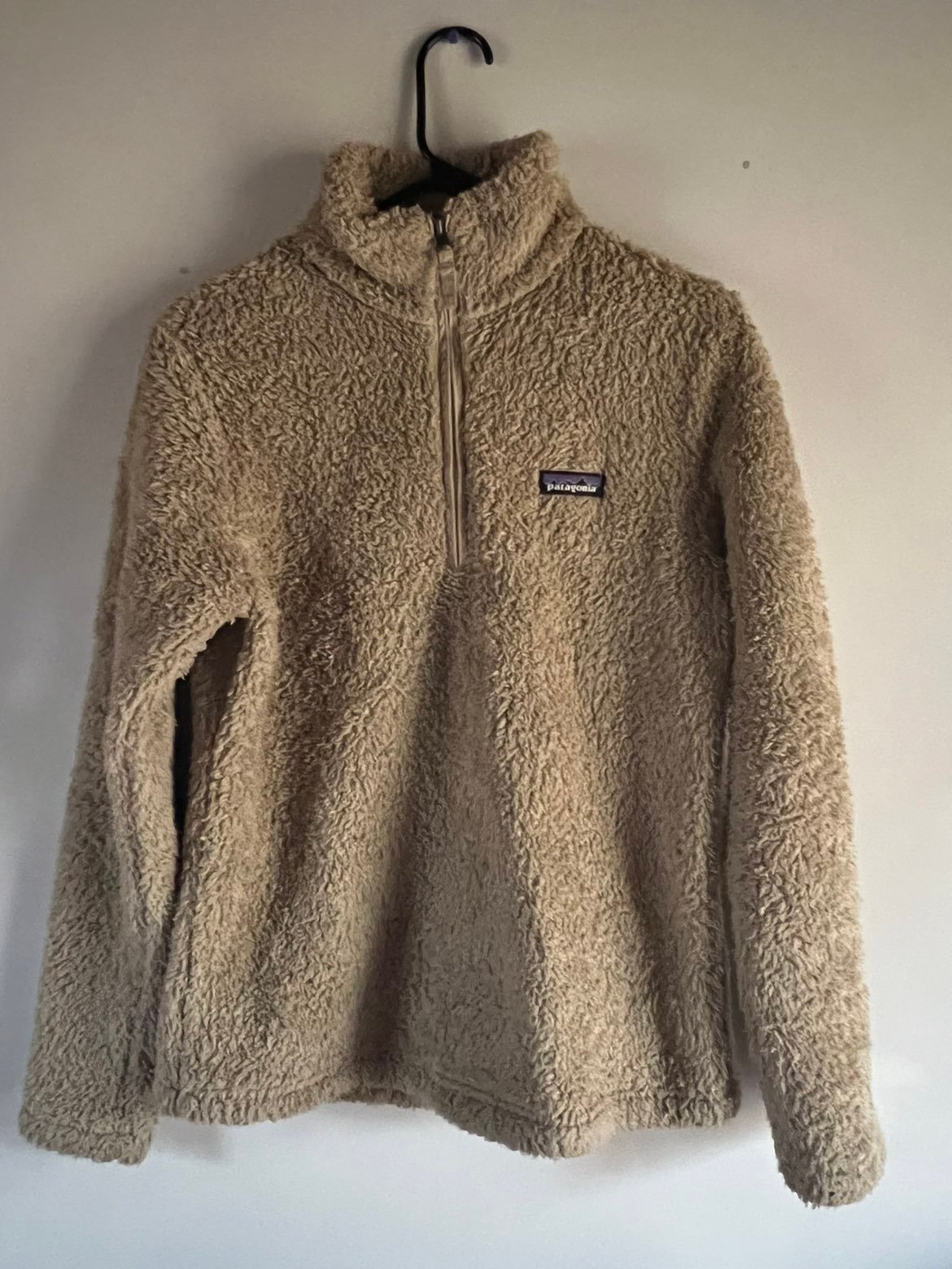 Womens Patagonia pullover size medium