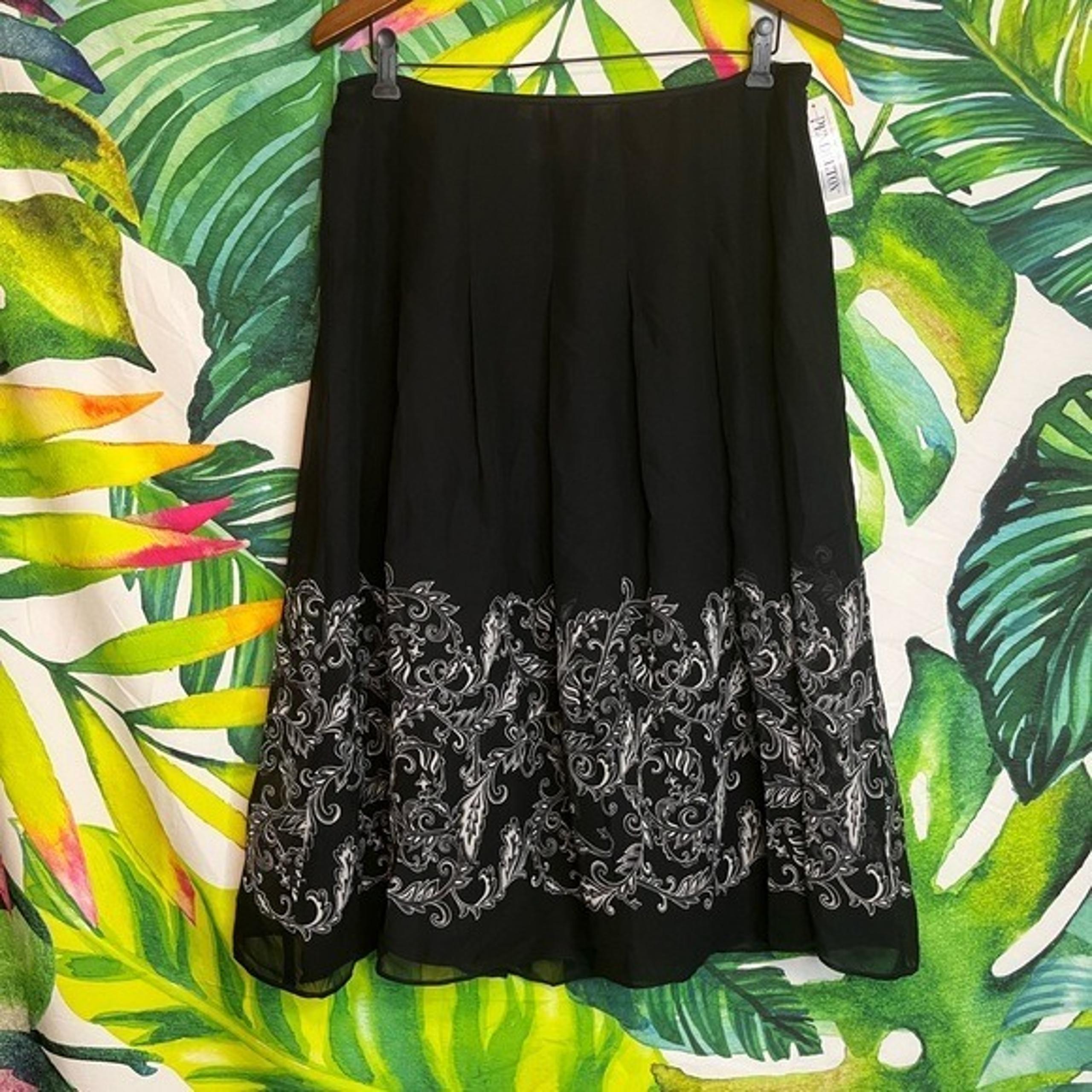 NWT $138 Pendleton 12 Black White Silk Ornate Print A-Line Office Work Skirt