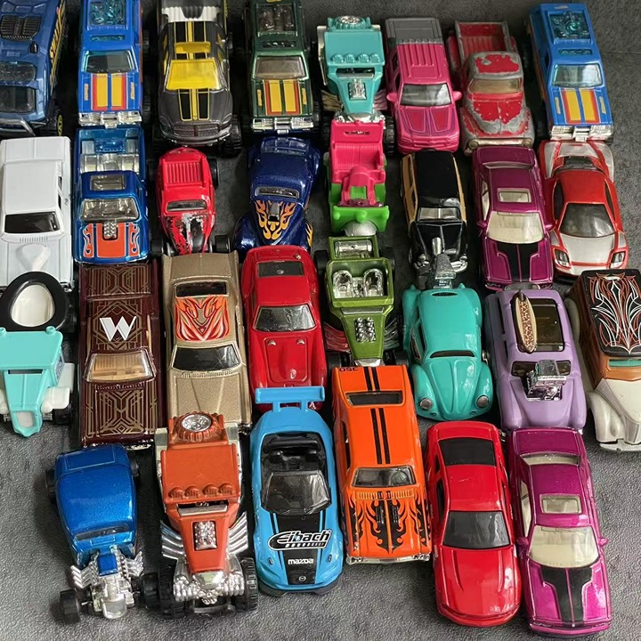 Vintage Hot Wheels Car Collection Lot of 60 Retro Diecast Models Mostly 80s-90s