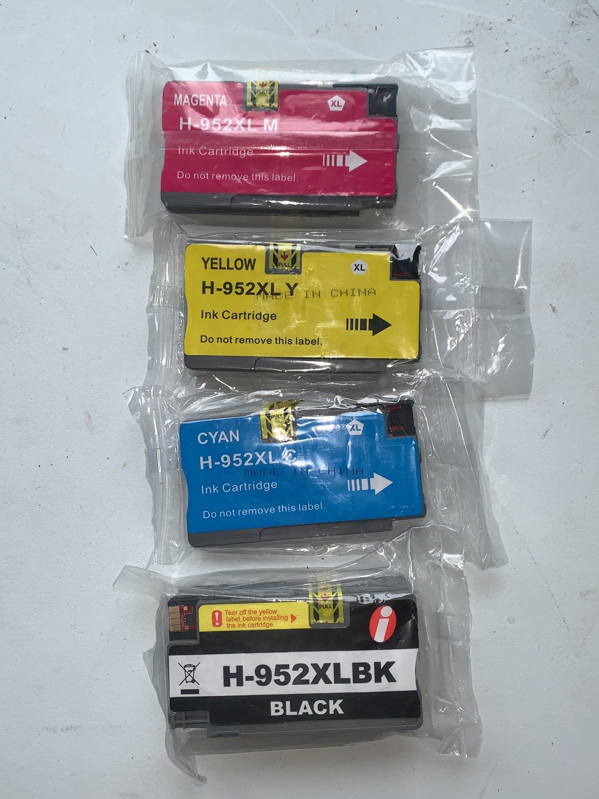 HP Ink Cartridges H-952XL still sealed