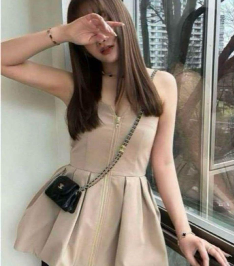 Sheller Cherrie Front Zip Bustier