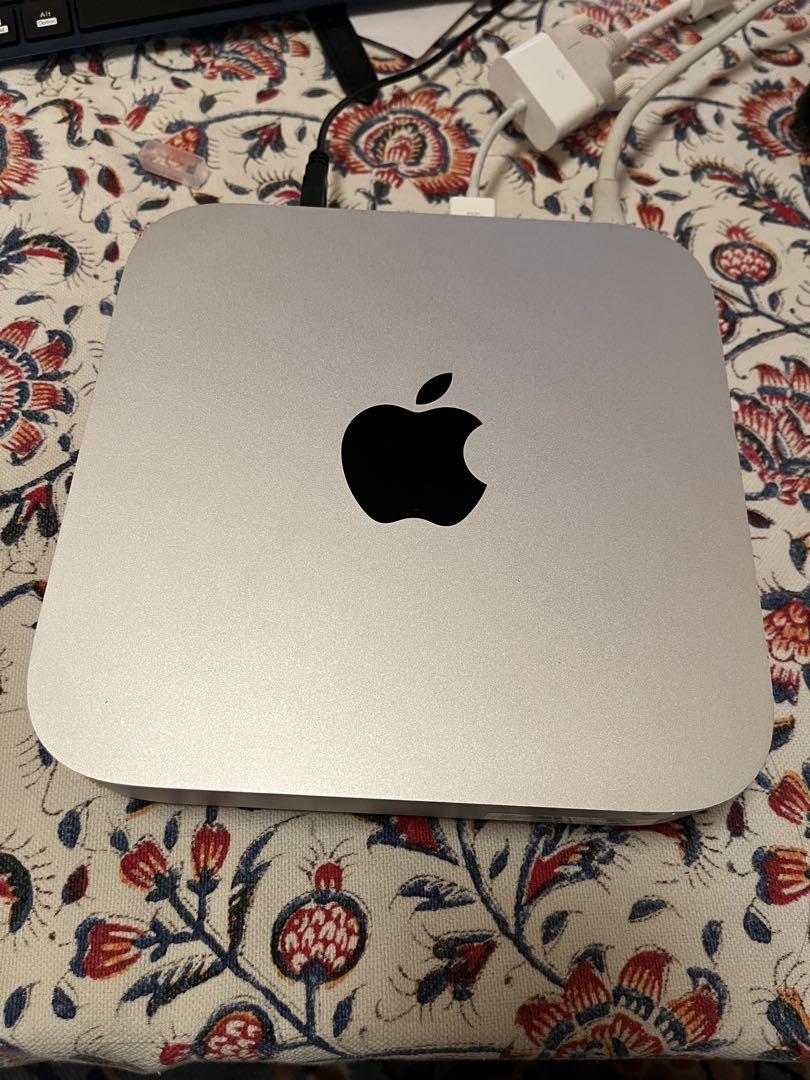 Apple Mac mini Silver, price negotiable.