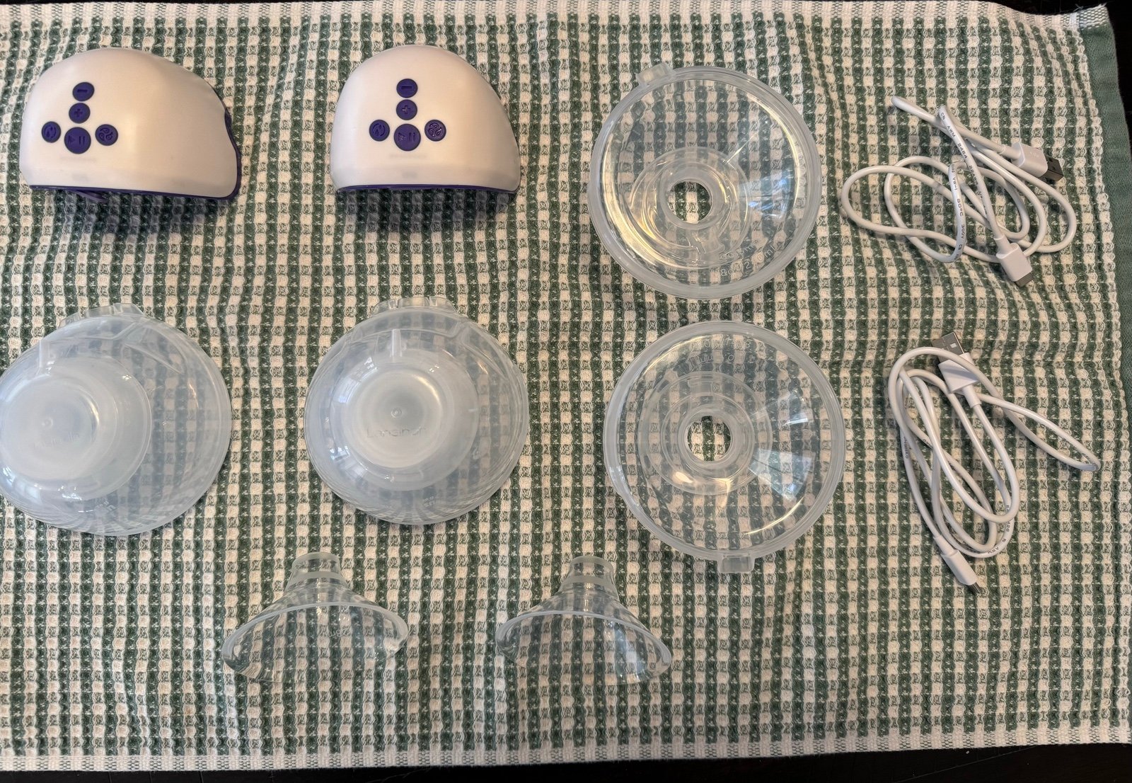 Lansinoh Hands-Free Lightweight & Portable Wearable Breast Pump