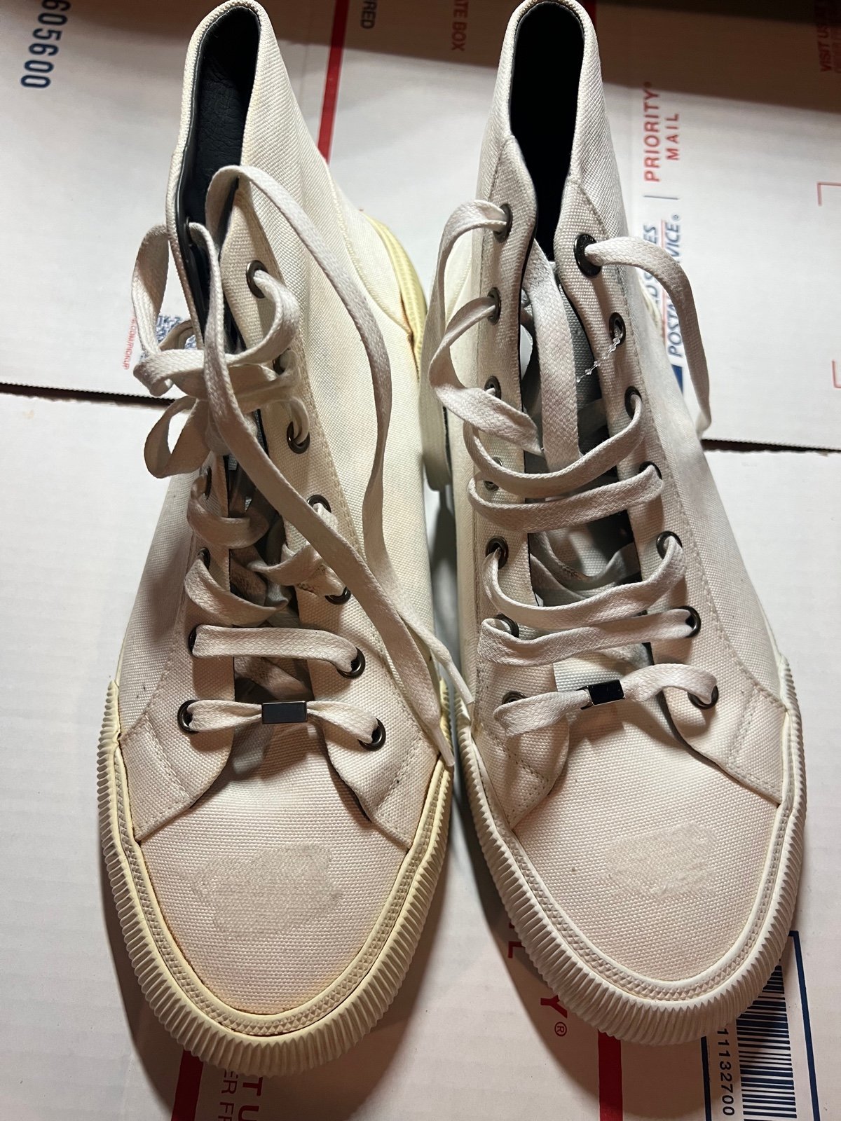 NEW LANVIN PARIS MID HI TOP WHITE DISTRESSED CANVAS Size 7/ Euro 40